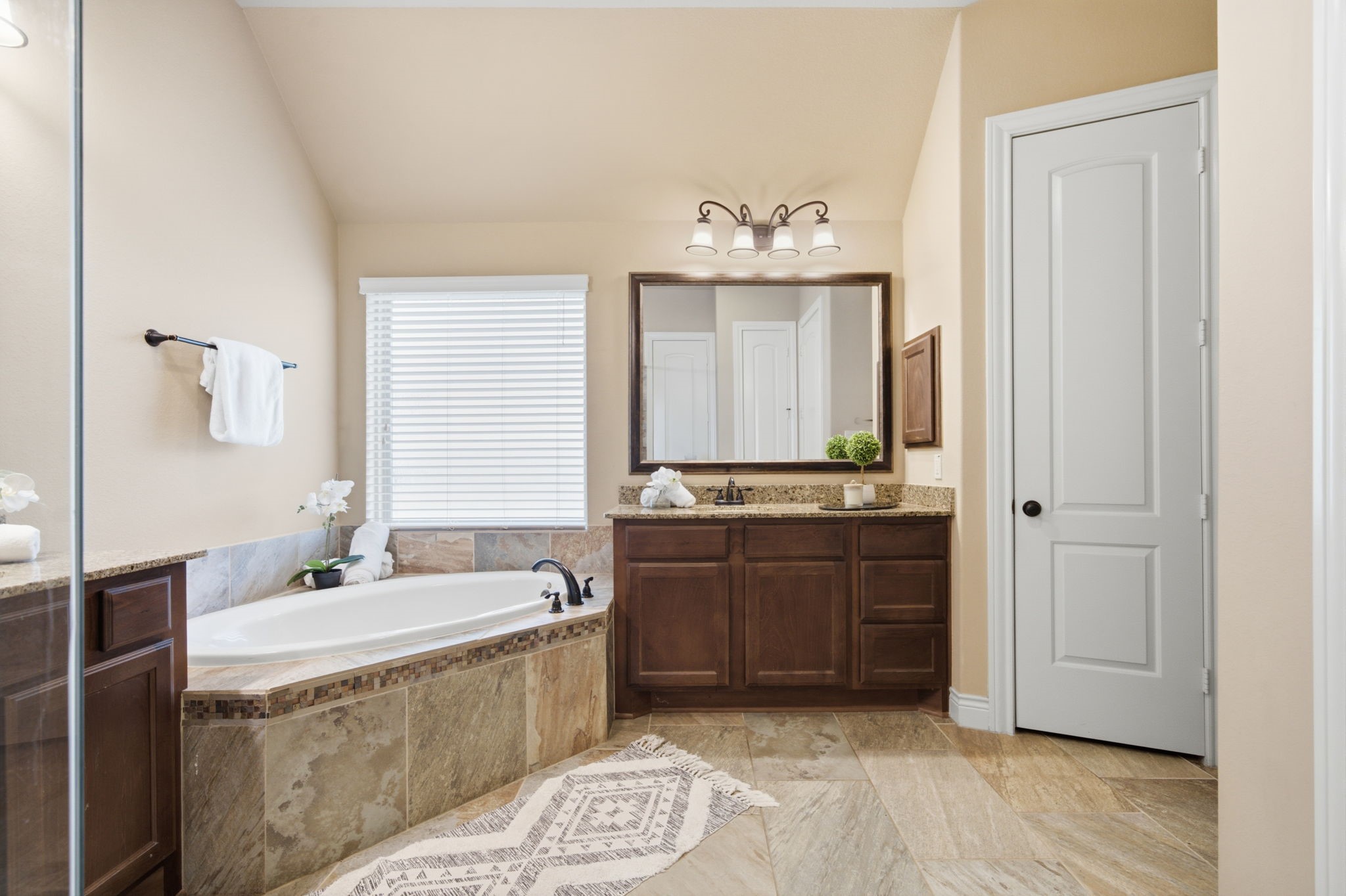 4603 Piper Shadow Lane Property Photo 27