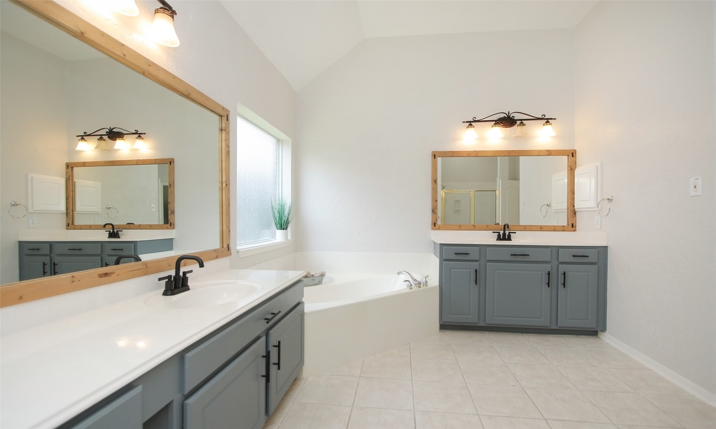 11418 Ruby Canyon Lane Property Photo 30