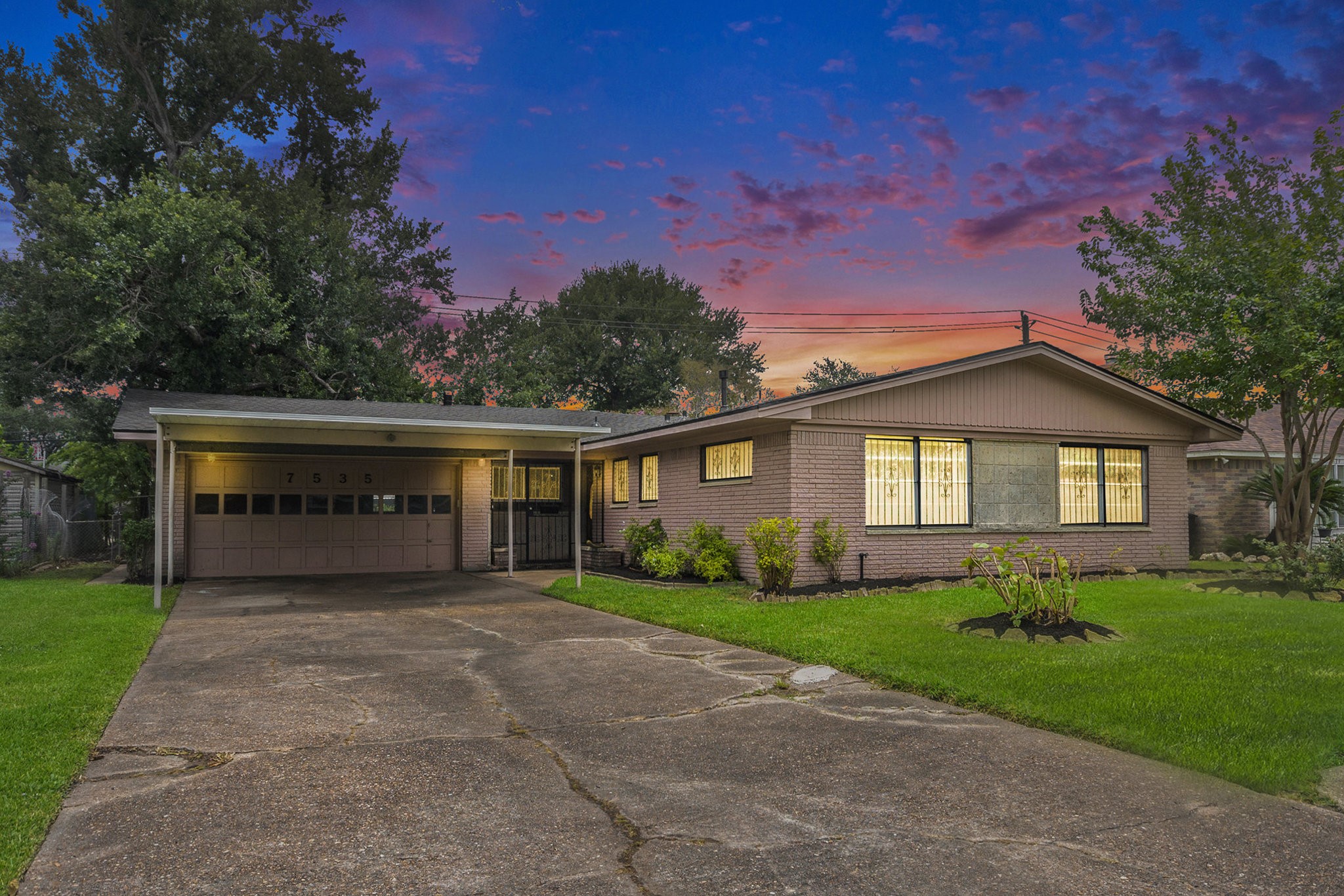 7535 Cayton Street Property Photo 1