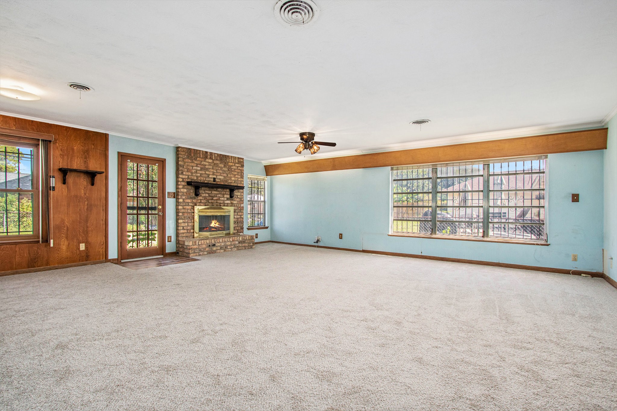 7535 Cayton Street Property Photo 3