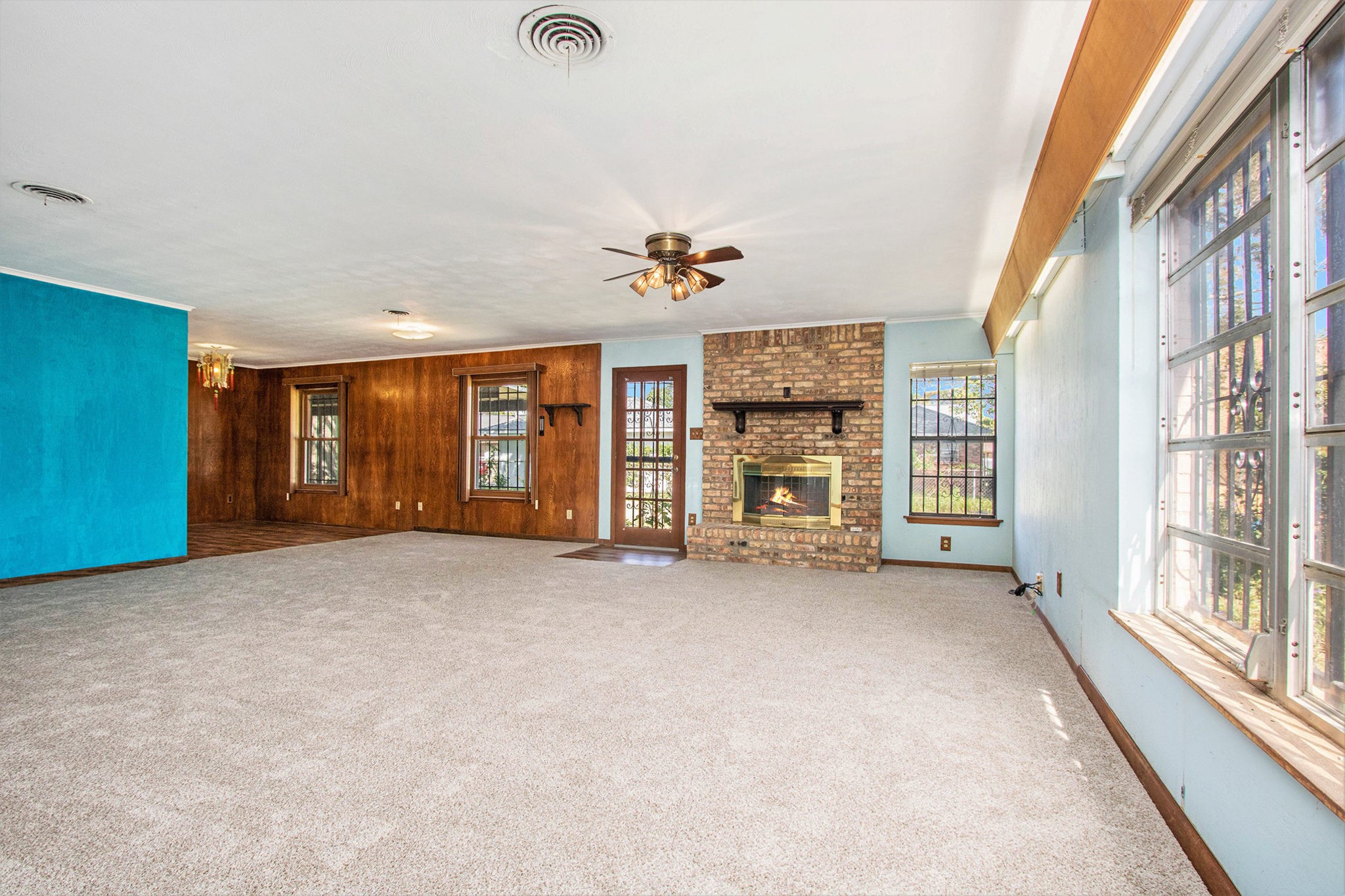 7535 Cayton Street Property Photo 9