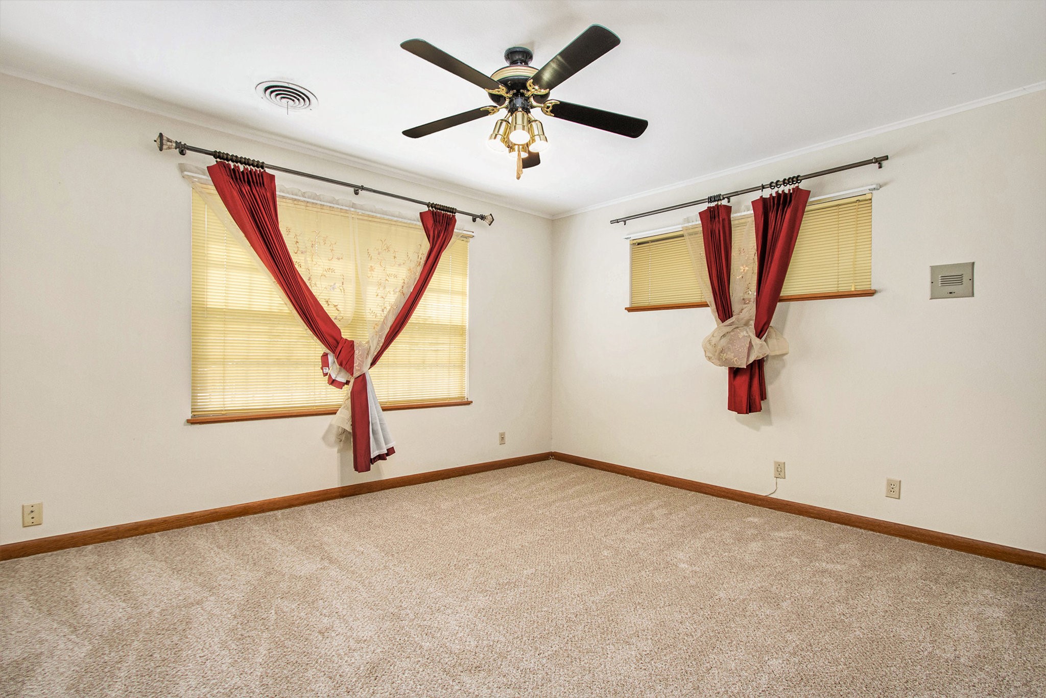 7535 Cayton Street Property Photo 16