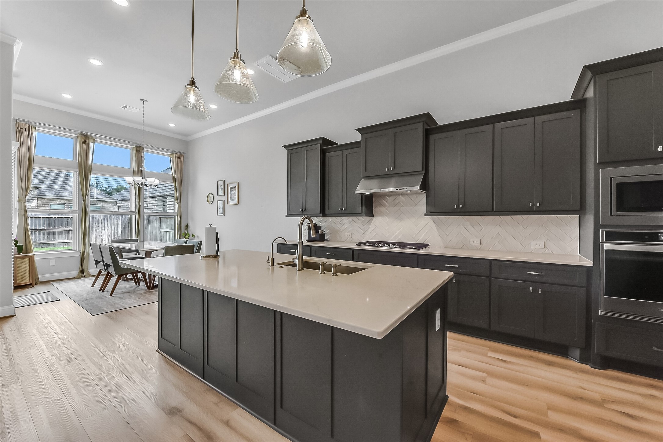 11927 Carillon Forest Drive Property Photo 14