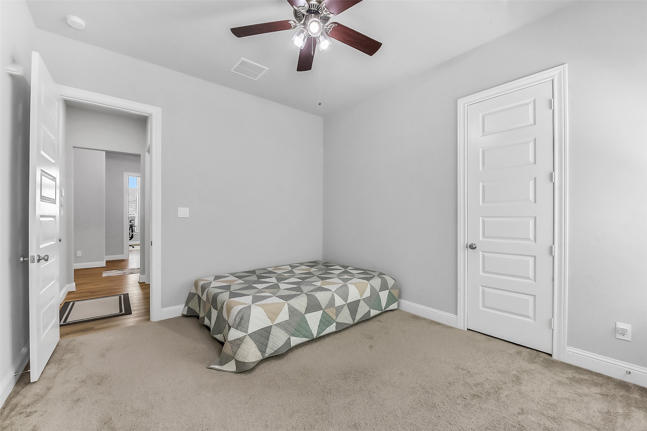 11927 Carillon Forest Drive Property Photo 31