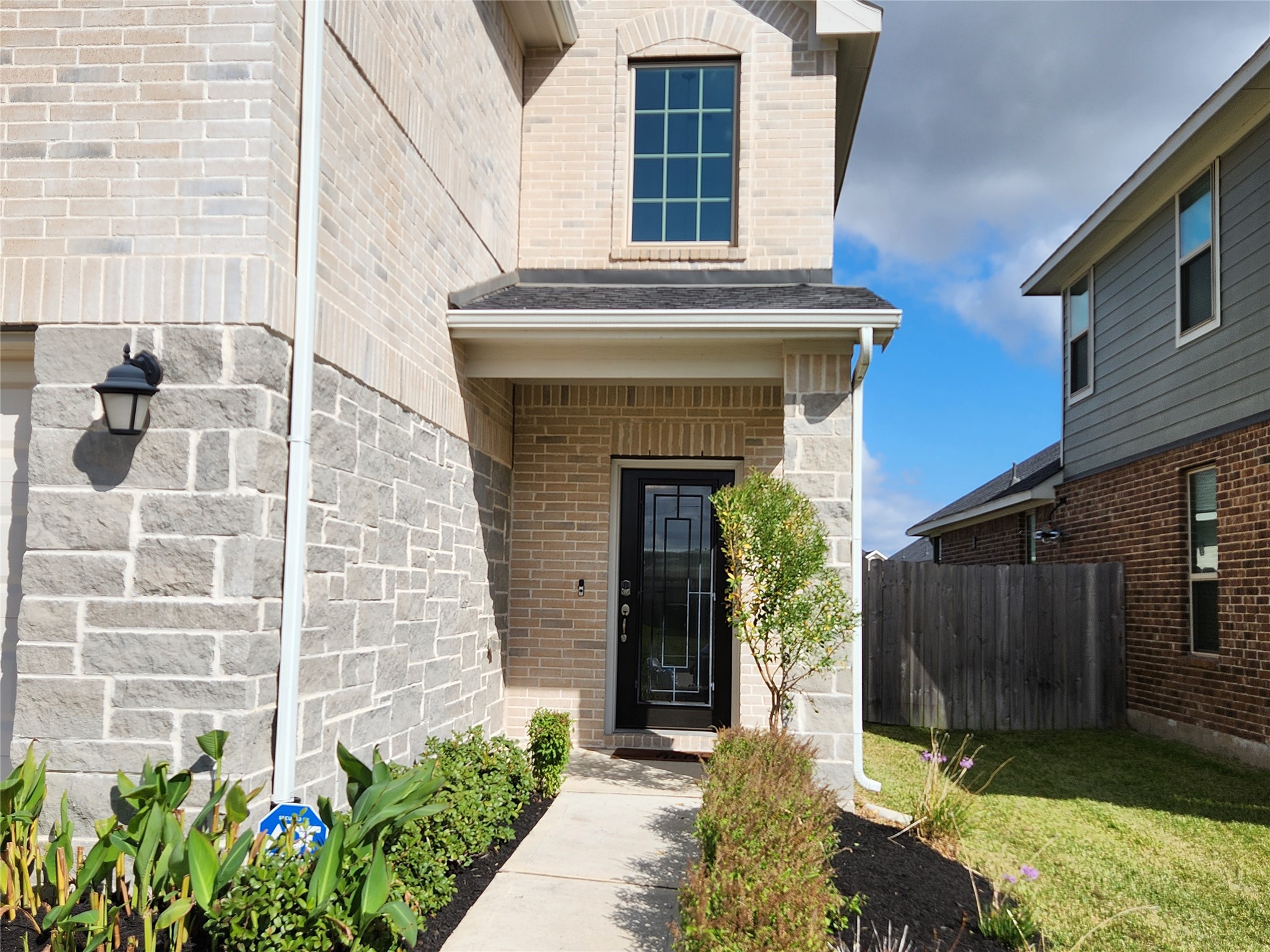 31322 Whitfield Court Property Photo 4
