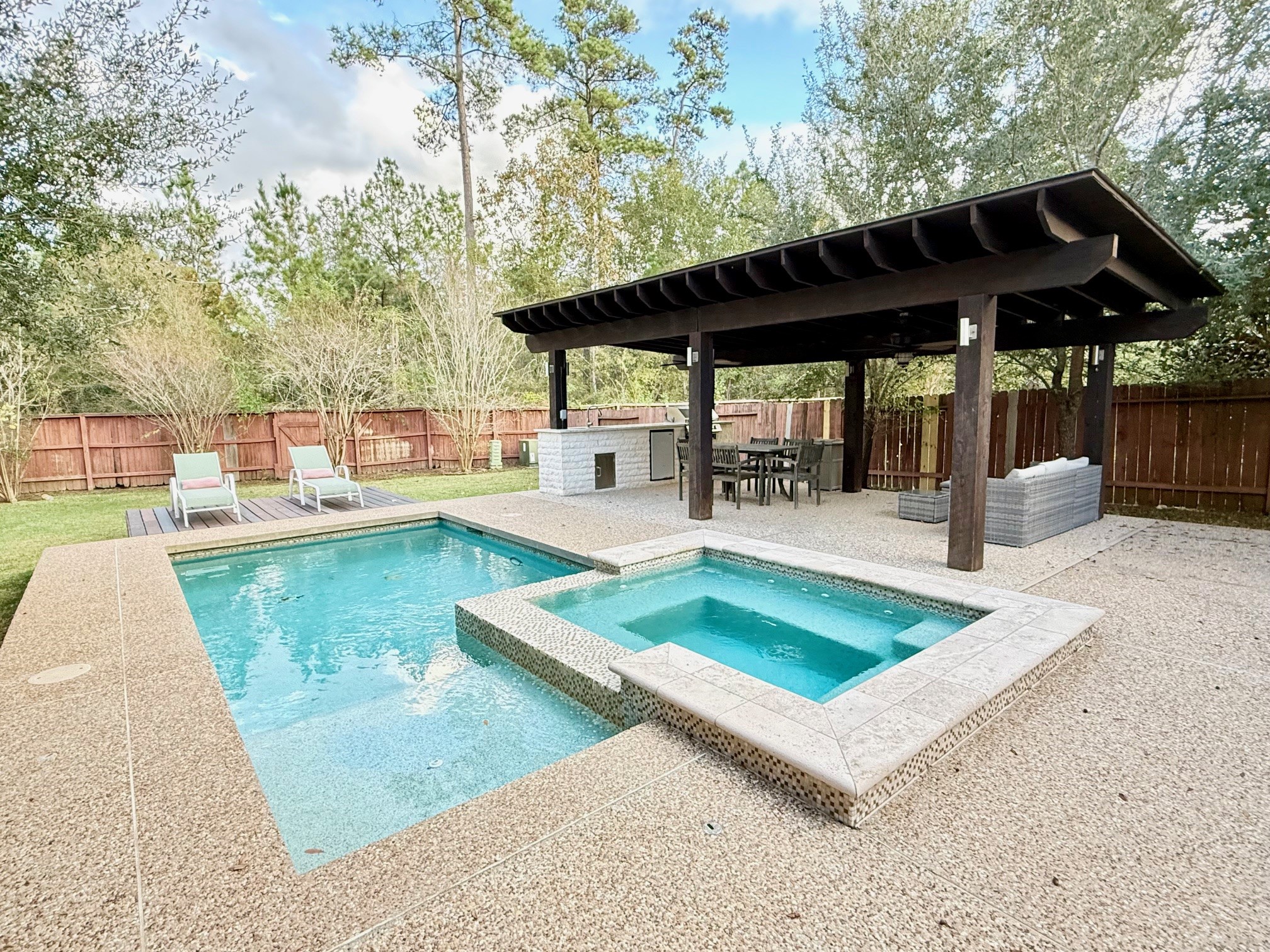 142 E Spindle Tree Circle Property Photo 1