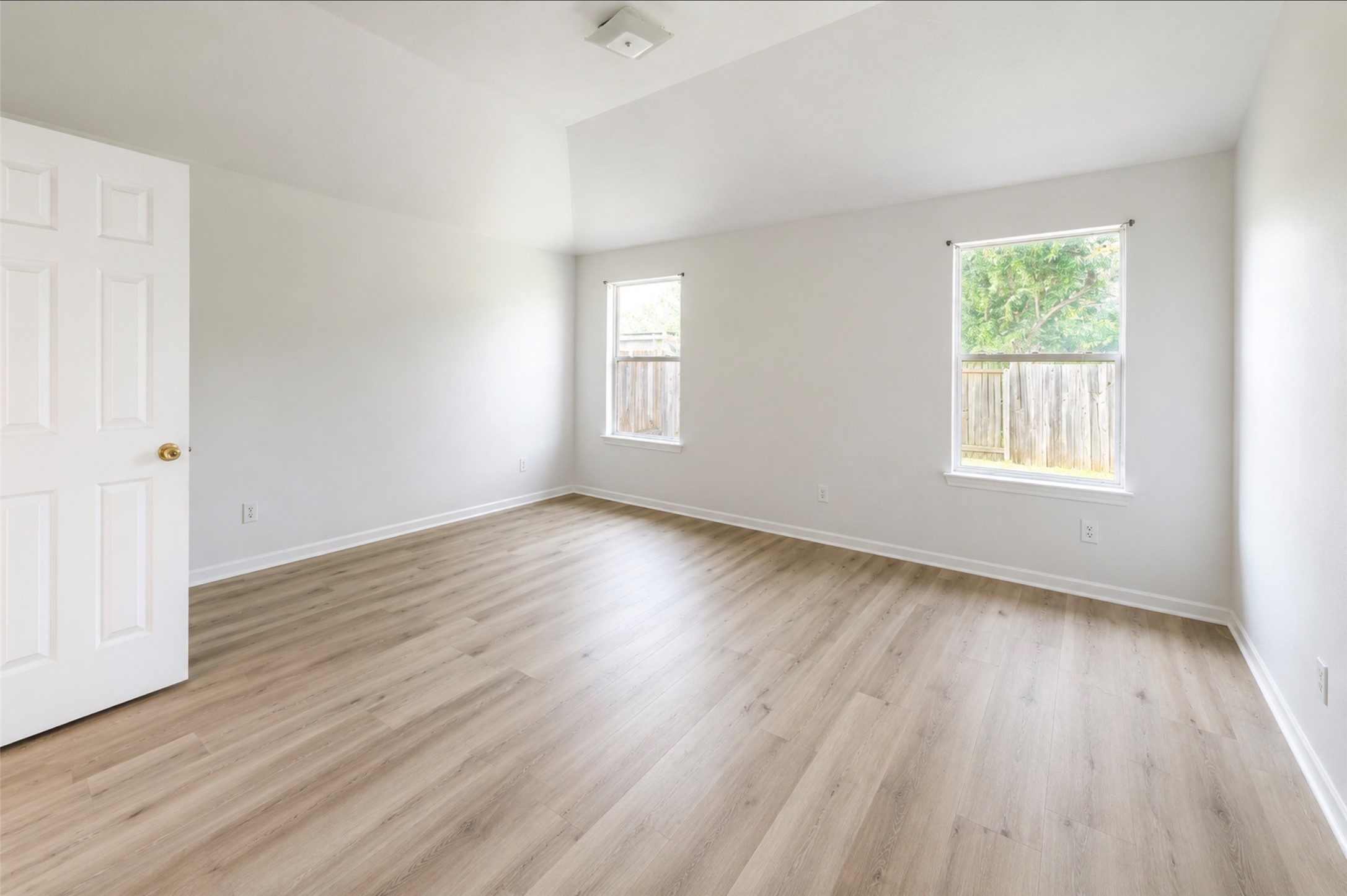 17218 Blushing Pear Court Property Photo 6