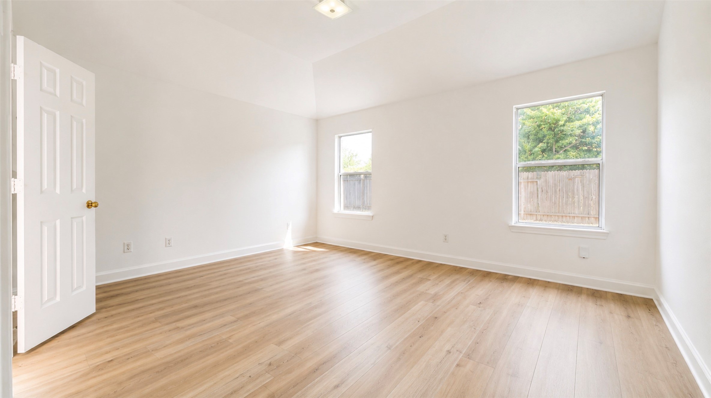 17218 Blushing Pear Court Property Photo 10