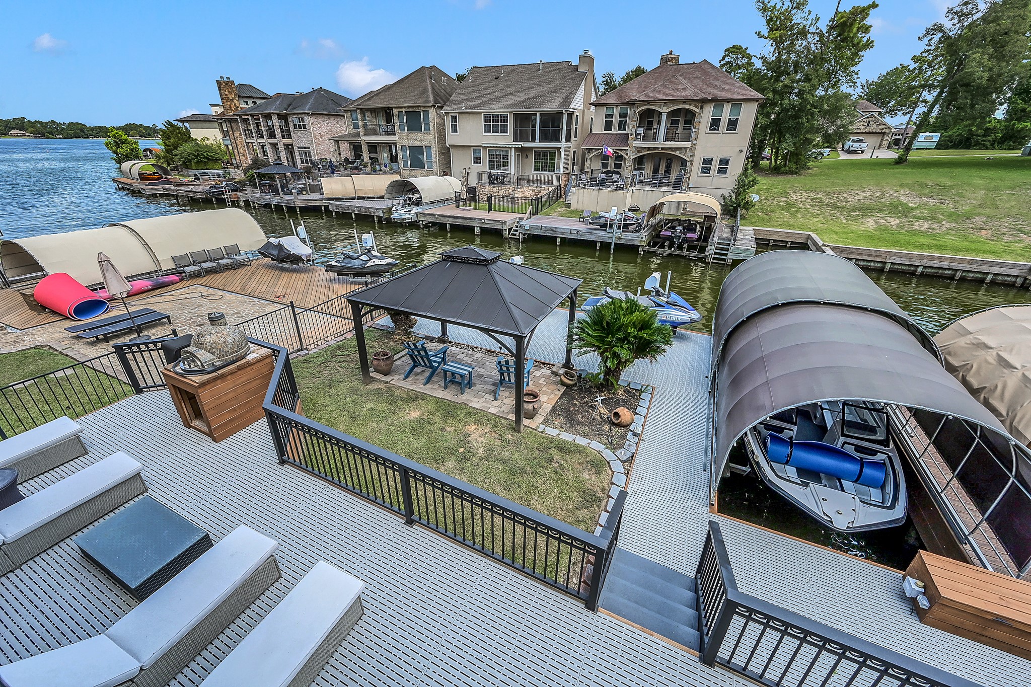 12394 Pebble View Drive Property Photo 1