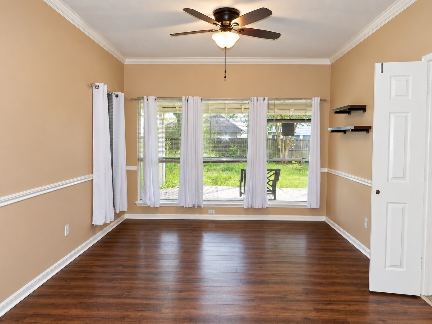 1503 Pine Ridge Lane Property Photo 3