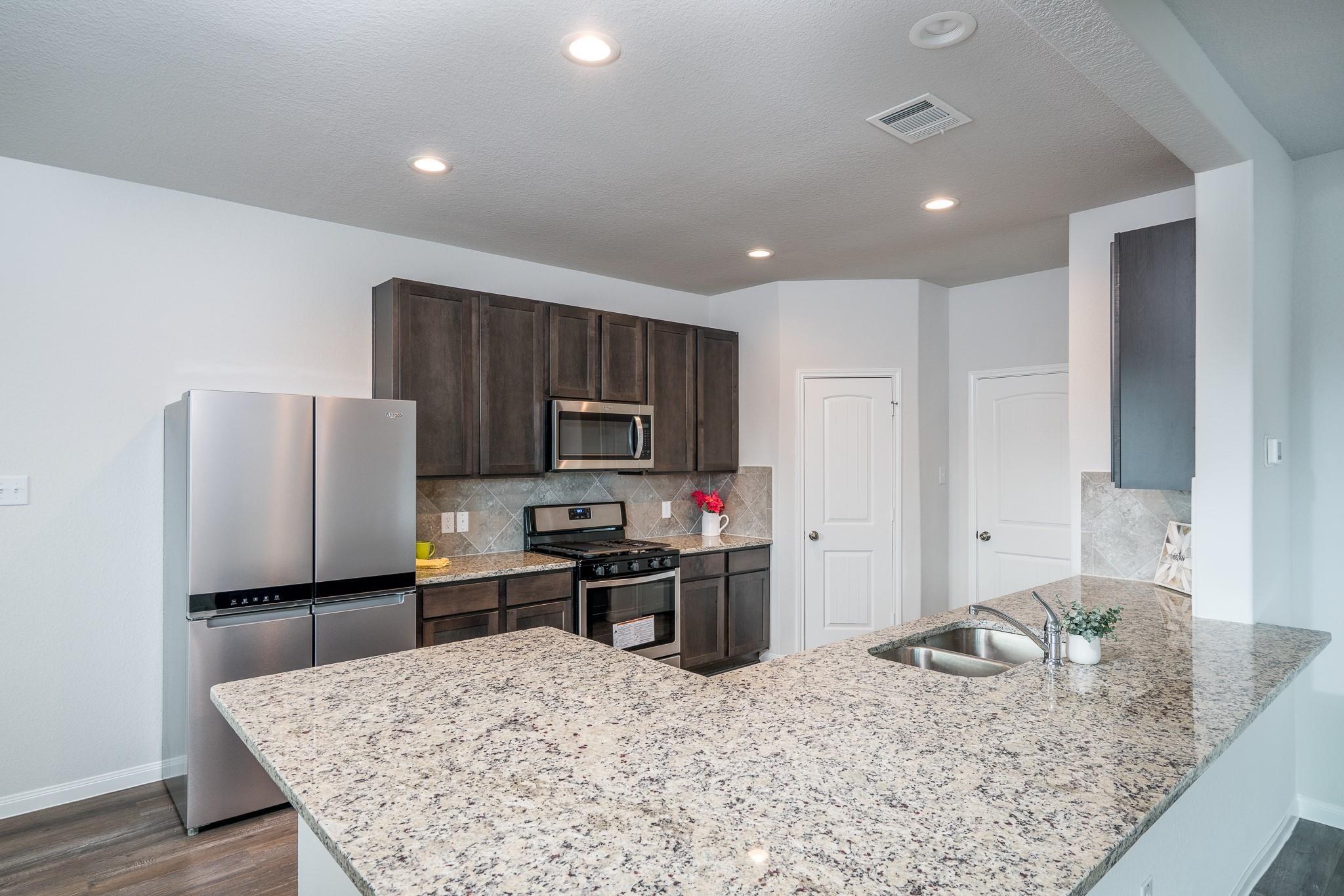 2910 Orchid Ranch Drive Property Photo 3