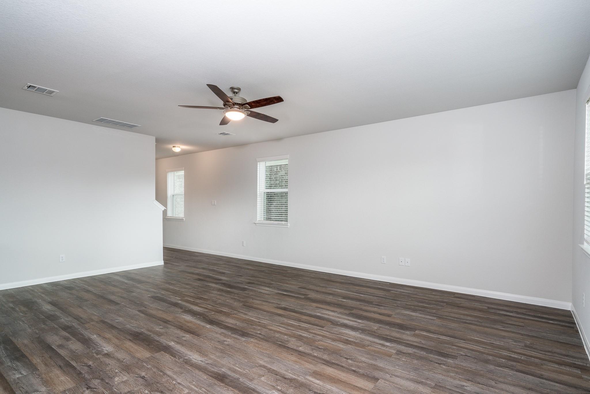 2910 Orchid Ranch Drive Property Photo 4
