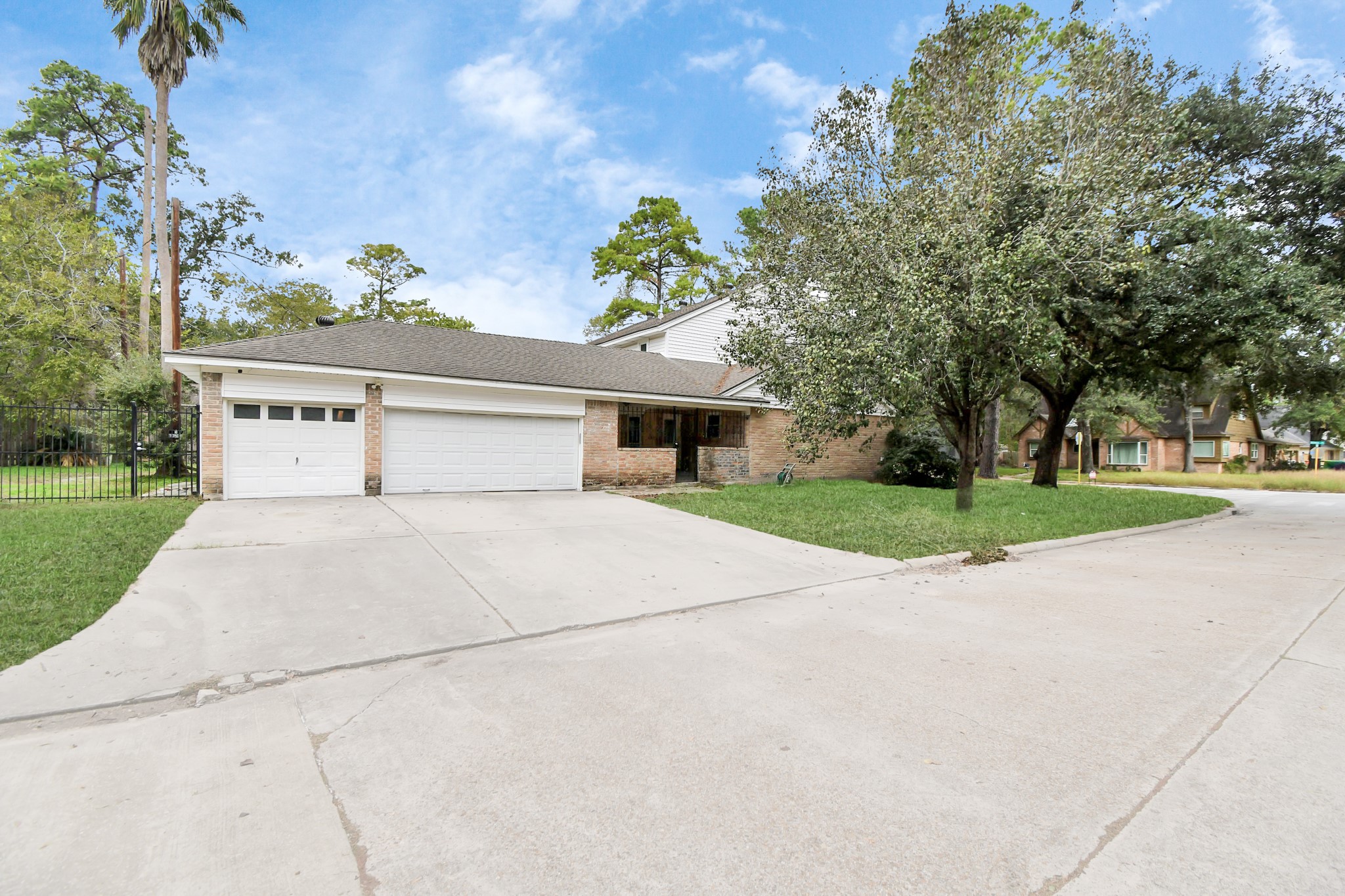 17903 Nanes Drive Property Photo 6