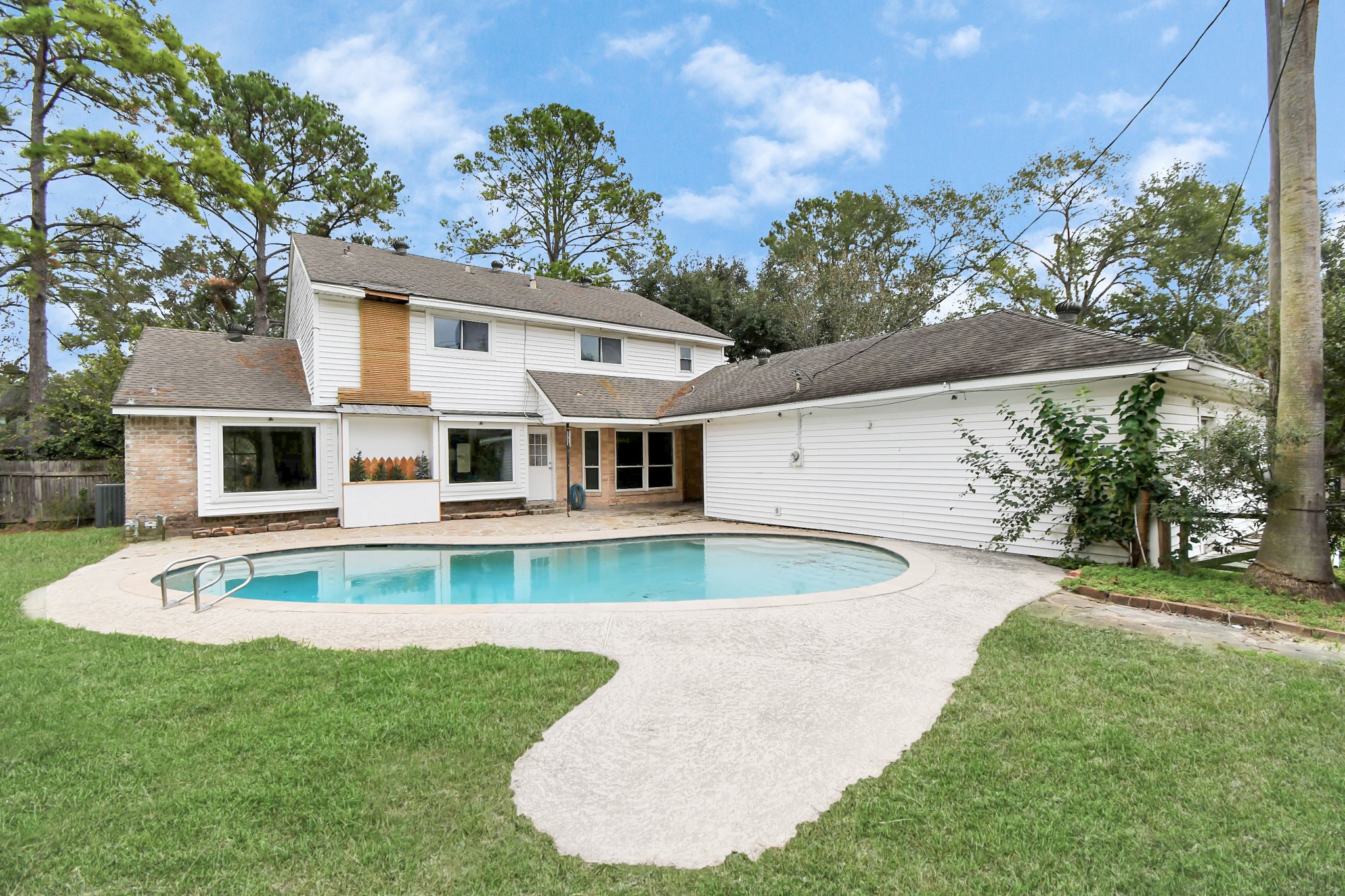 17903 Nanes Drive Property Photo 8