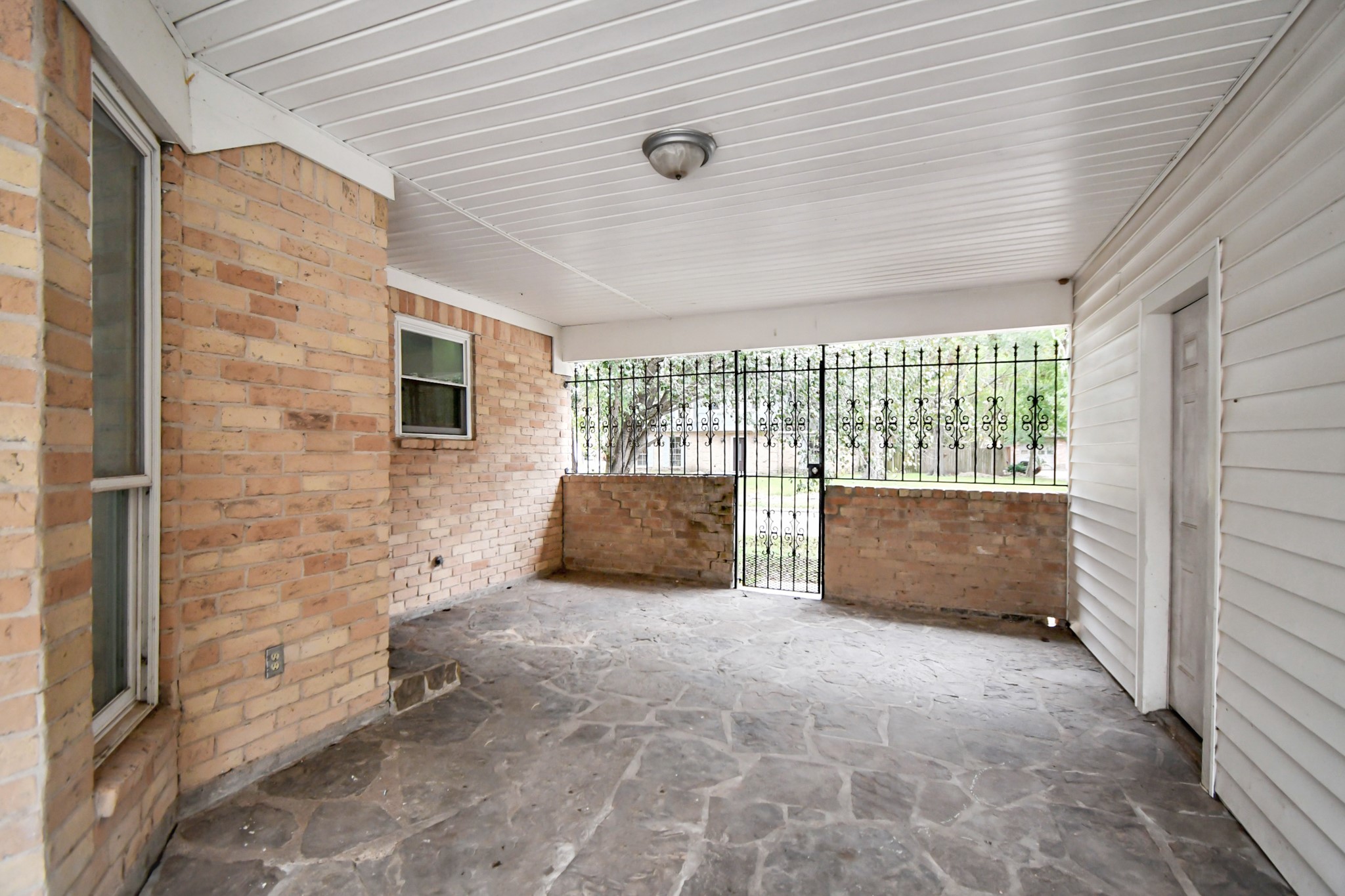 17903 Nanes Drive Property Photo 10