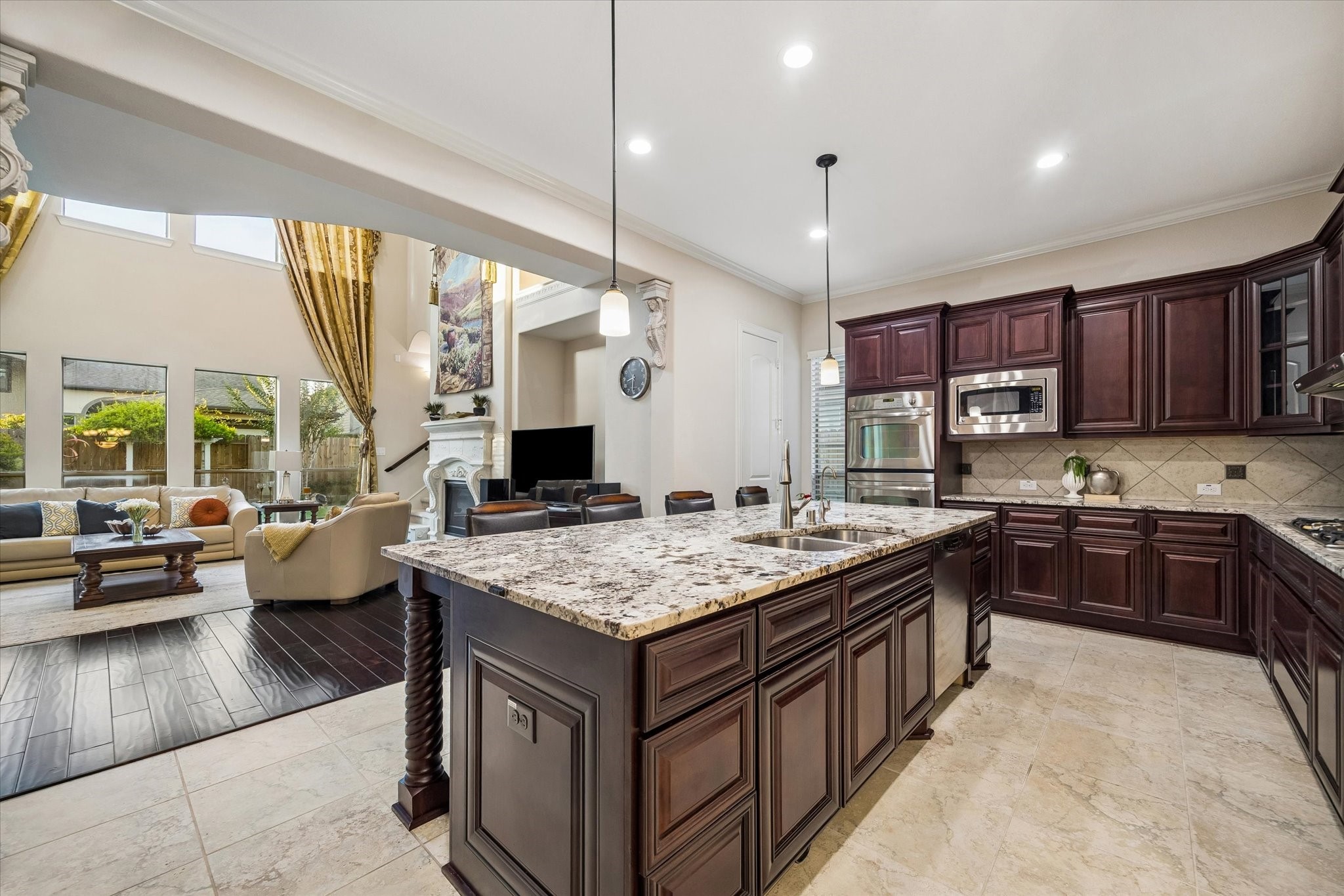 2915 Sentry Oak Way Property Photo 12