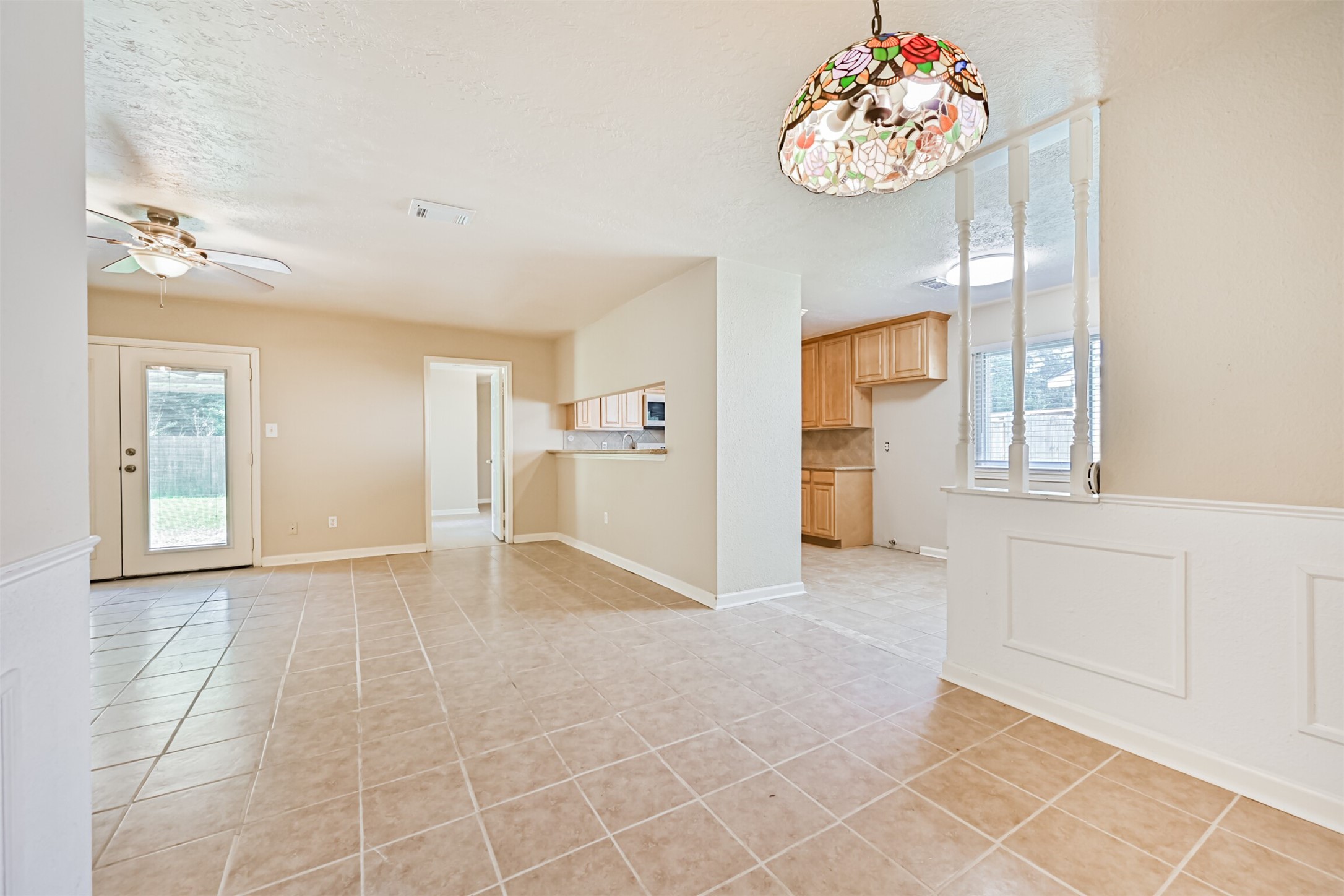 1113 N Heron Drive Property Photo 9