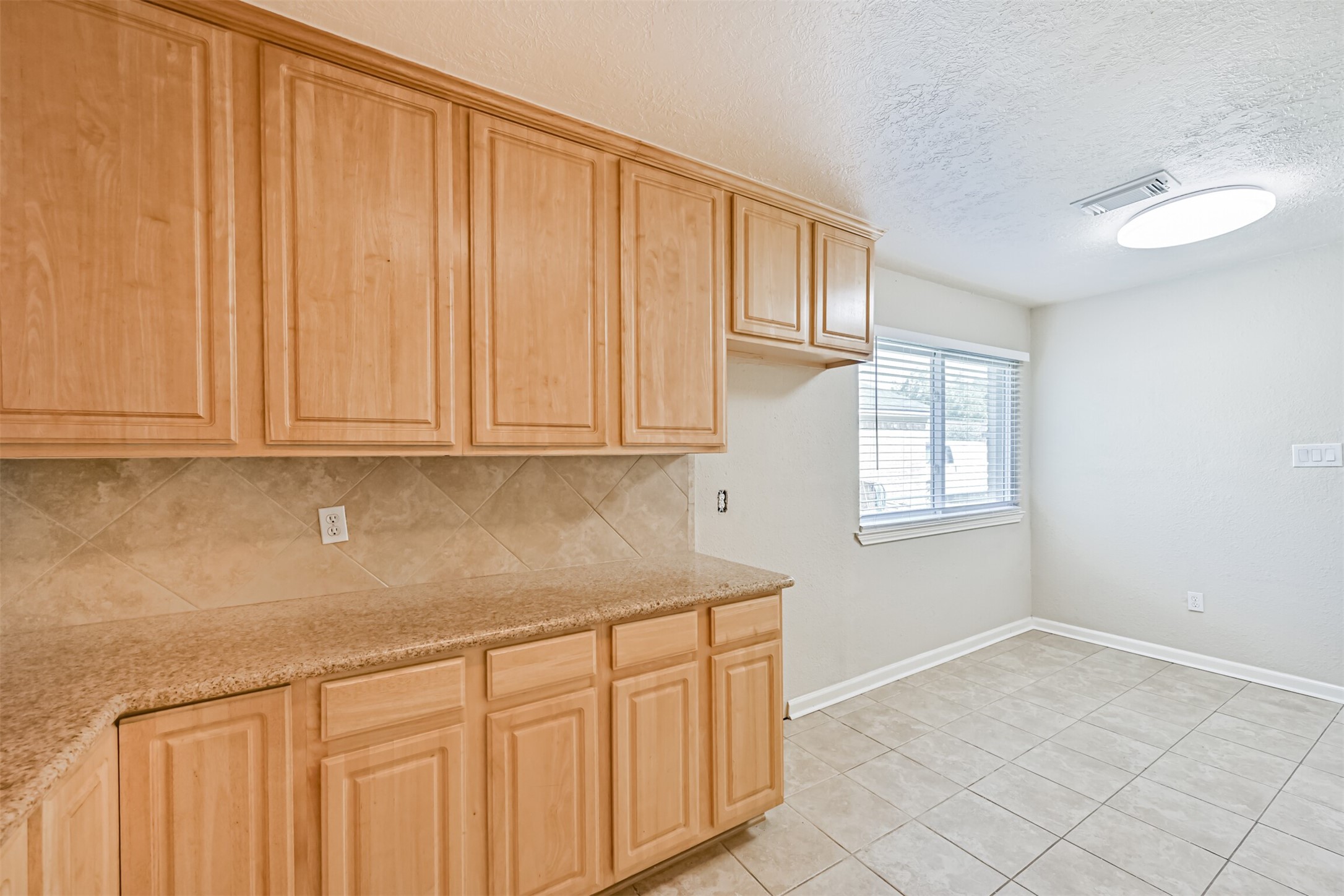 1113 N Heron Drive Property Photo 16