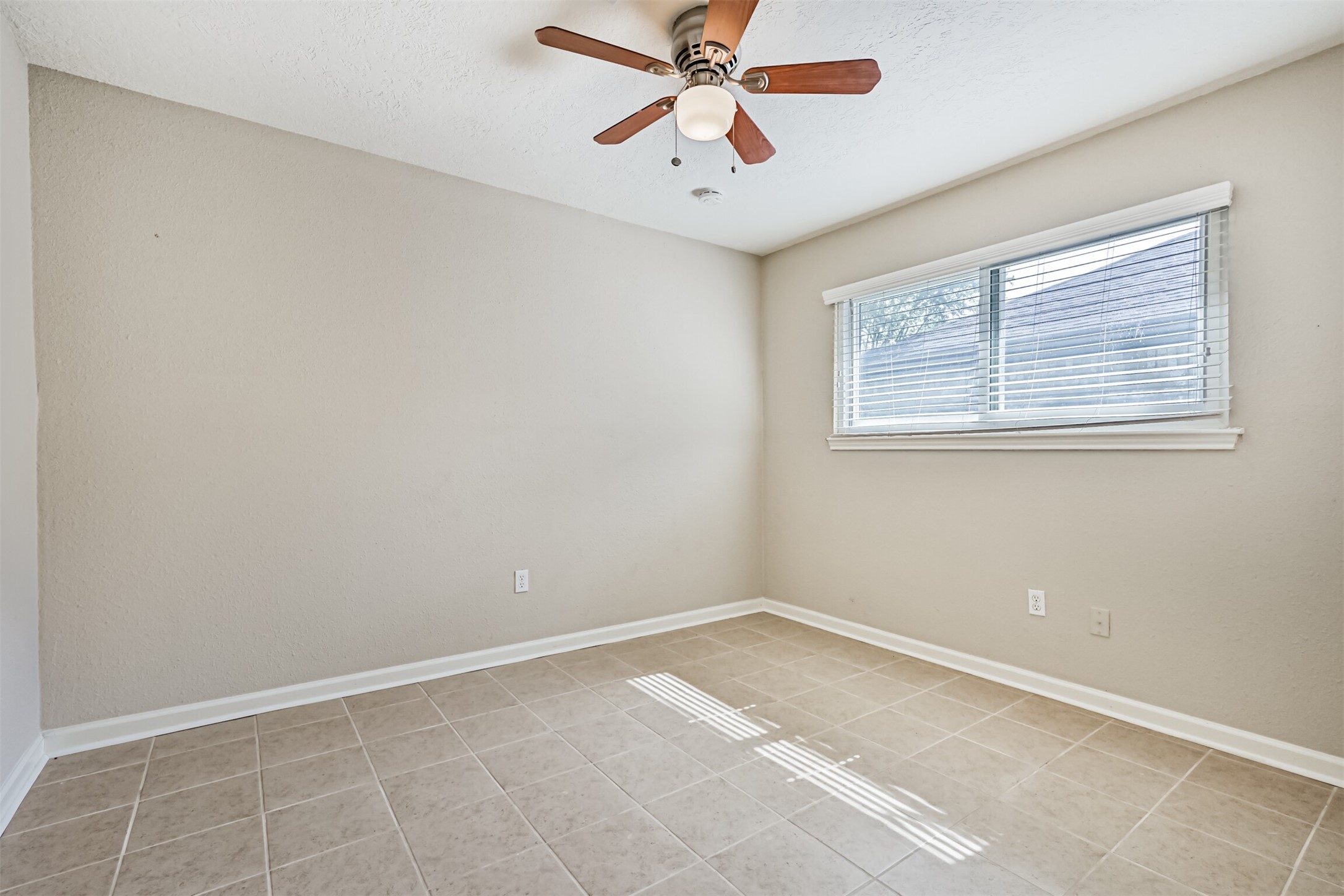 1113 N Heron Drive Property Photo 22