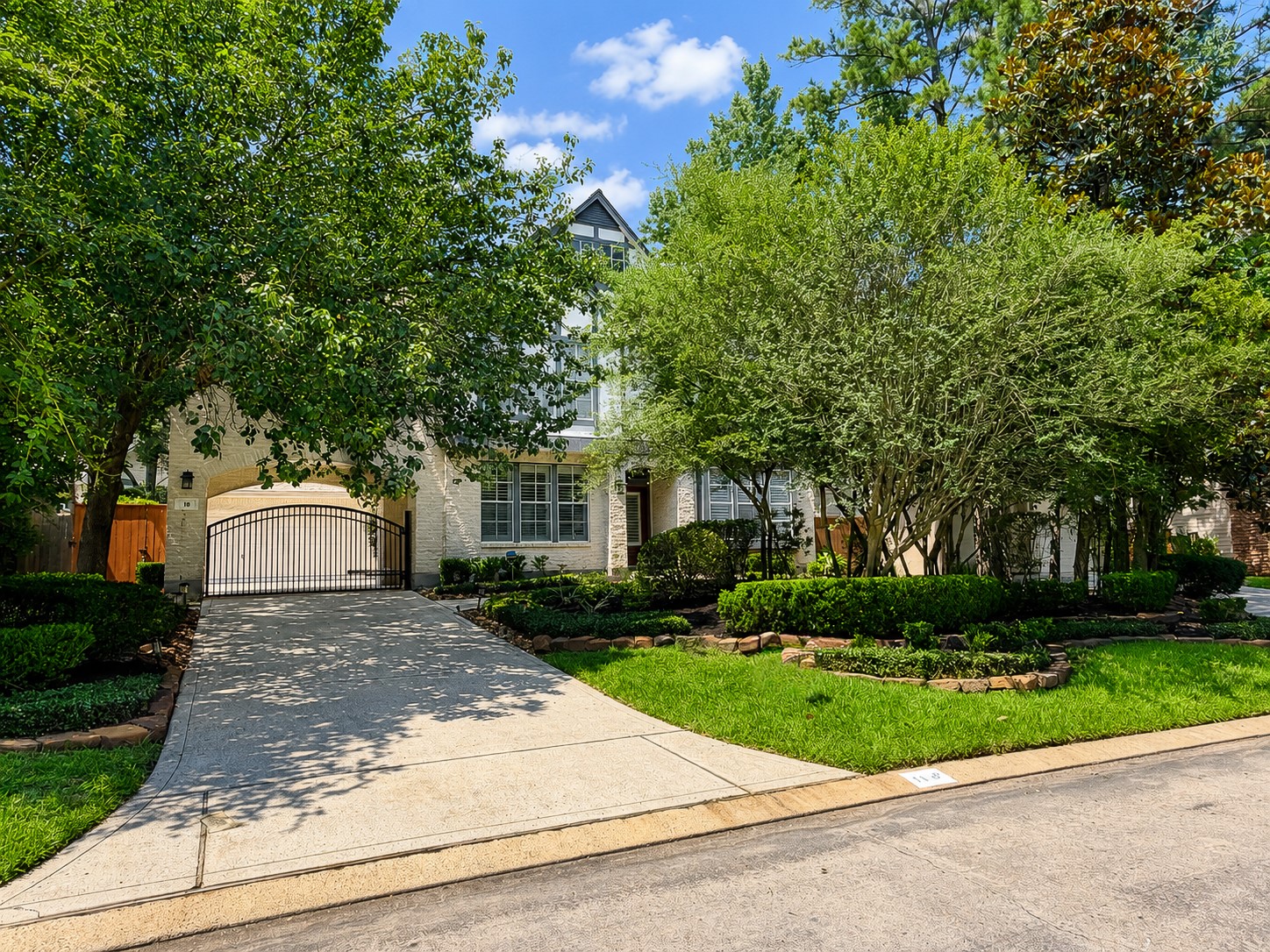 18 Doeskin Place Property Photo 2