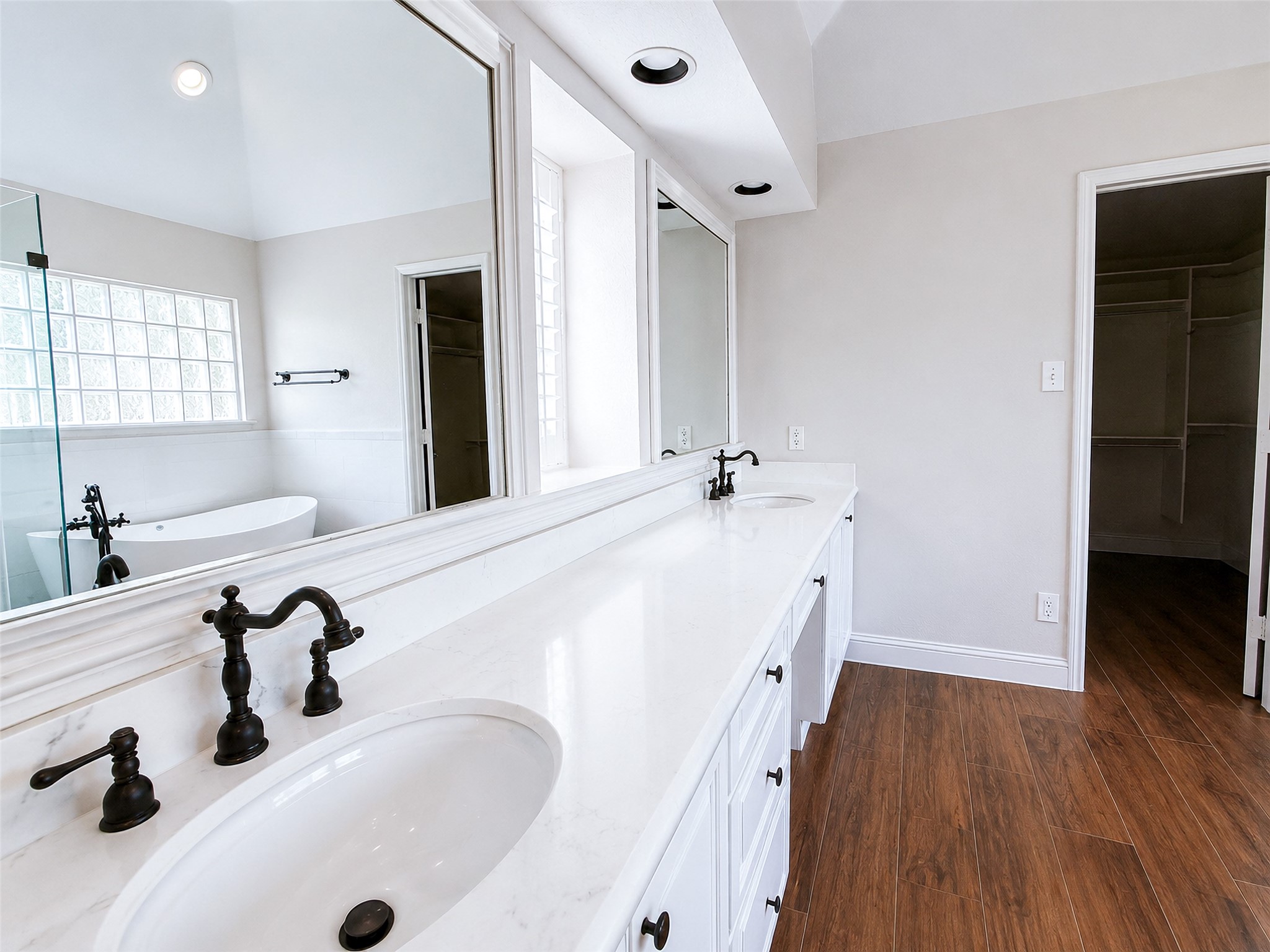 18 Doeskin Place Property Photo 27