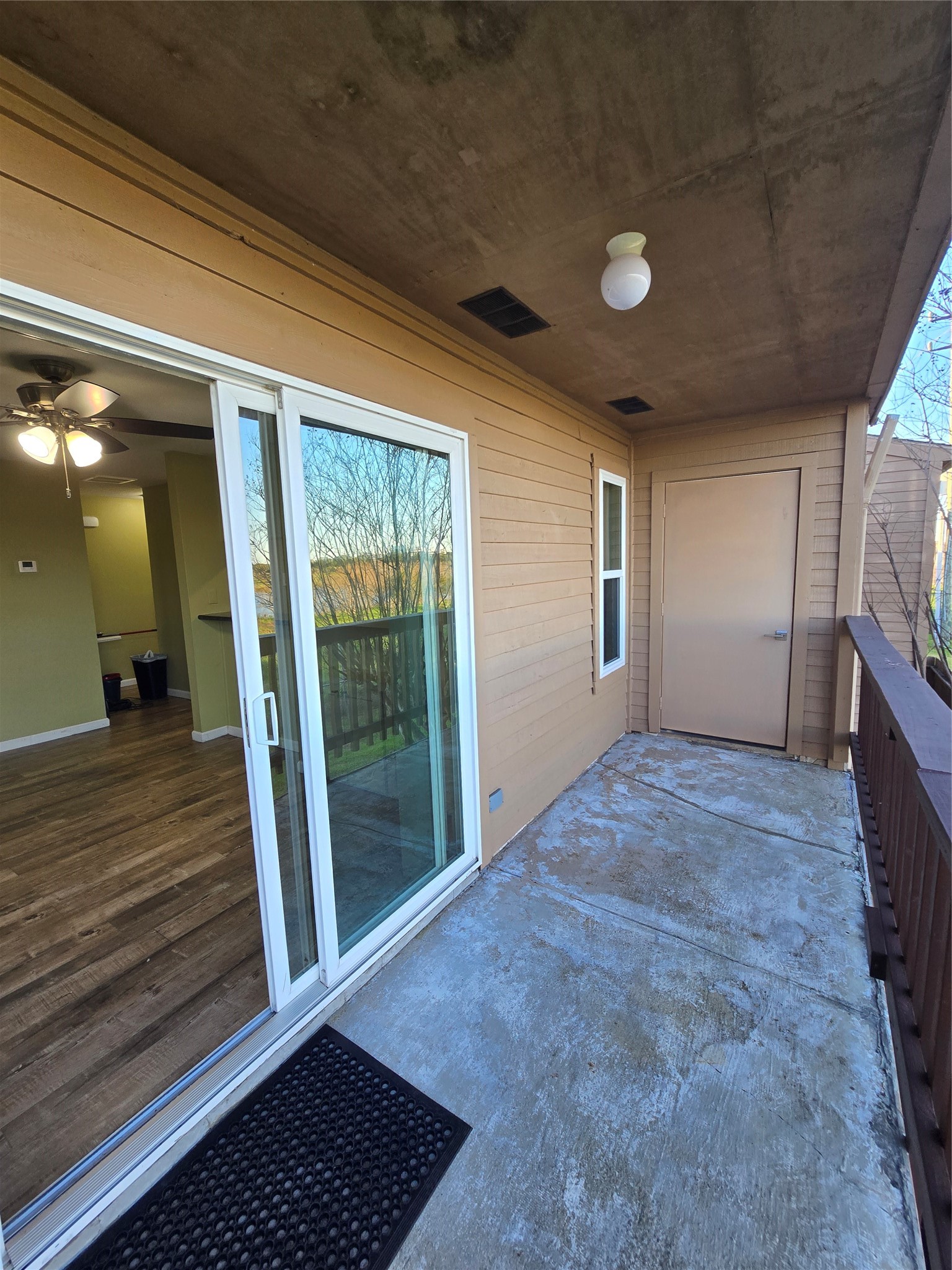 10555 Turtlewood Court 1005 Property Photo 13