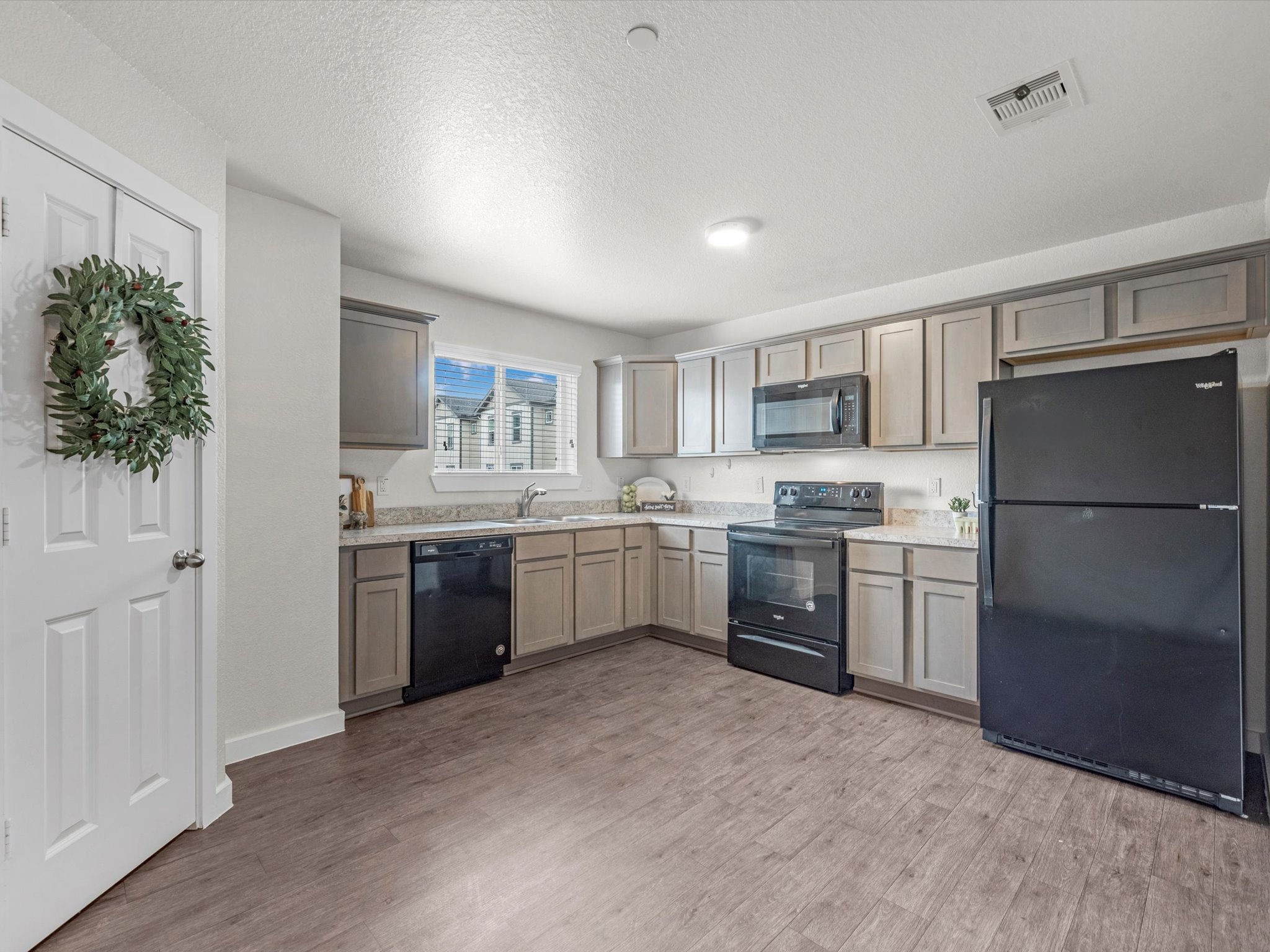 12603 Telge Road 11-b Property Photo 6