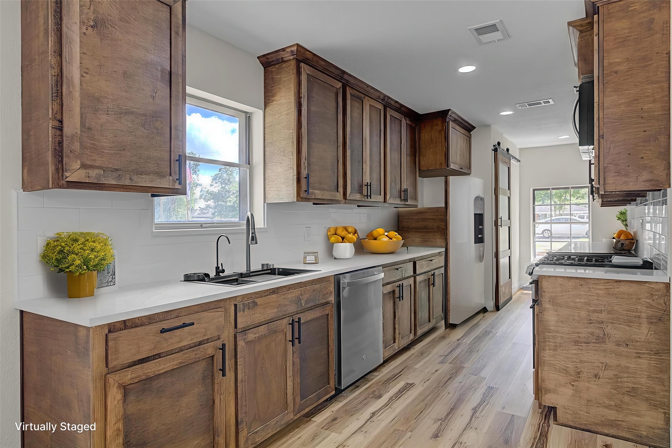 112 Walnut Street Property Photo 12