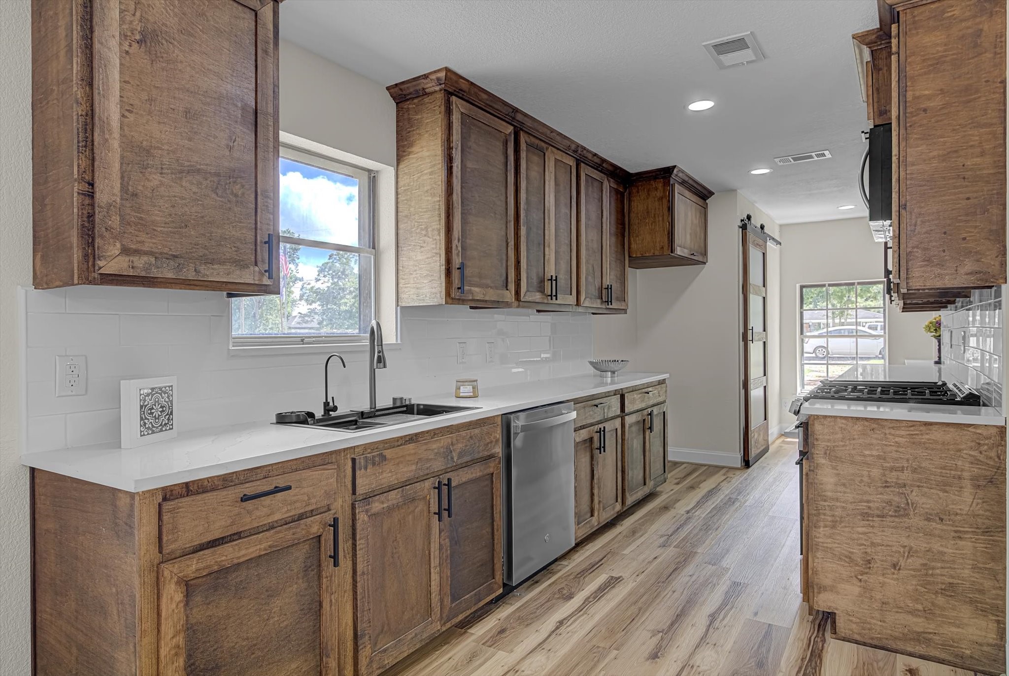 112 Walnut Street Property Photo 13