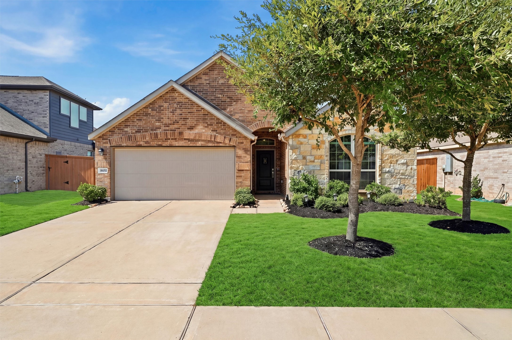 8651 Flamingo Bay Lane Property Photo 1