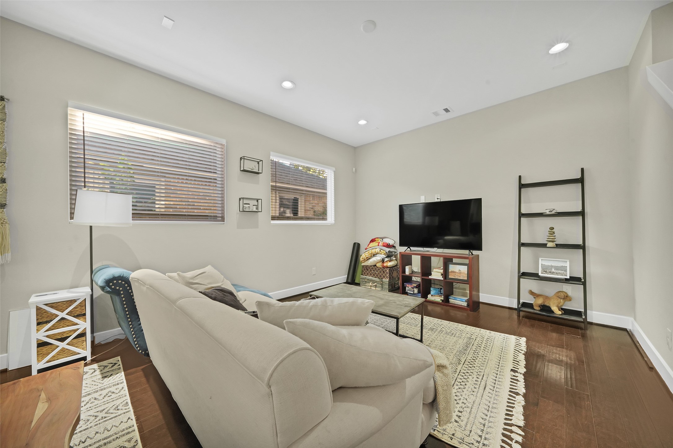 1264 Morris Street Property Photo 5