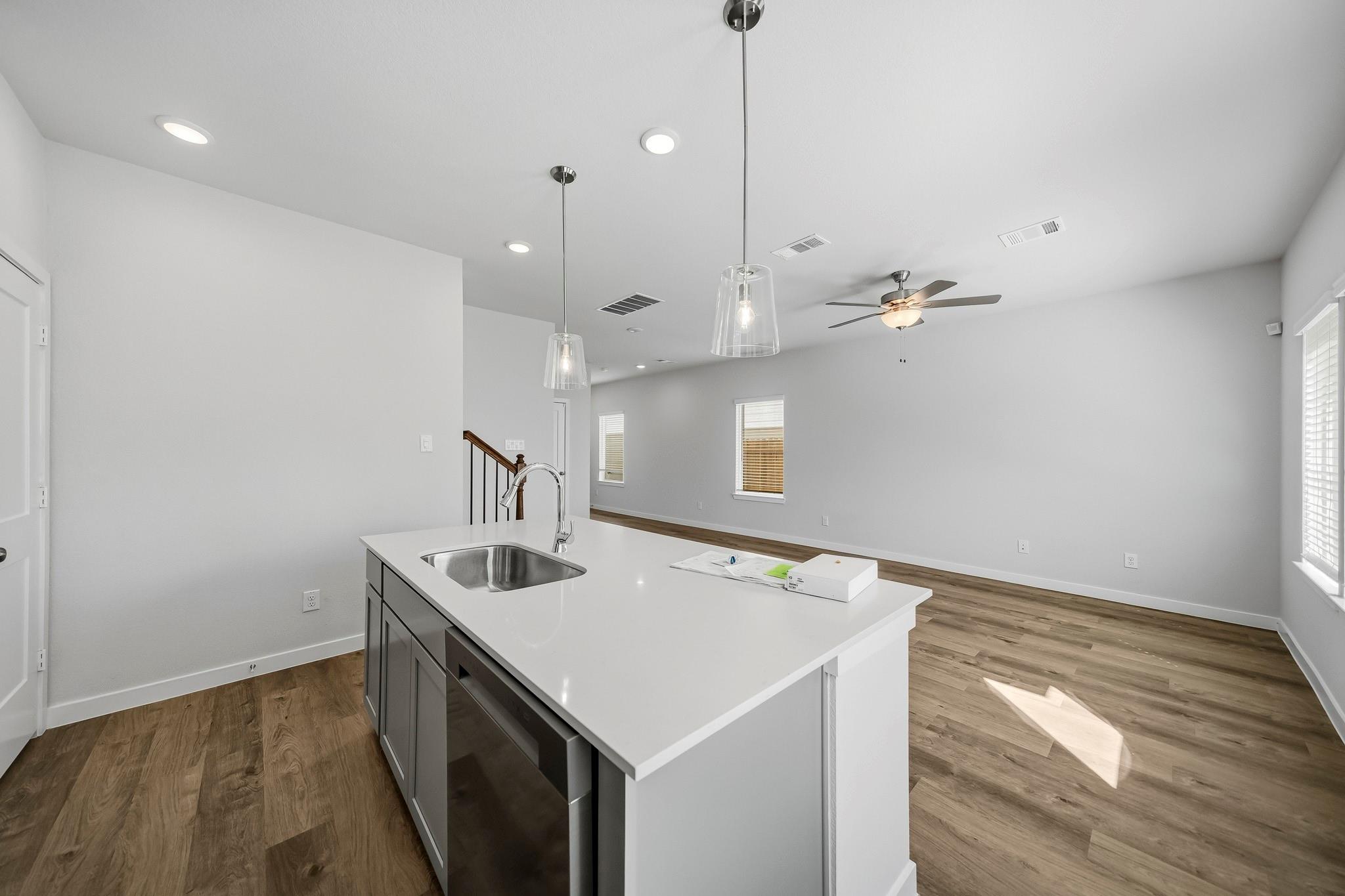 11419 Velvet Field Drive, Houston Tx 77047 Property Photo 17