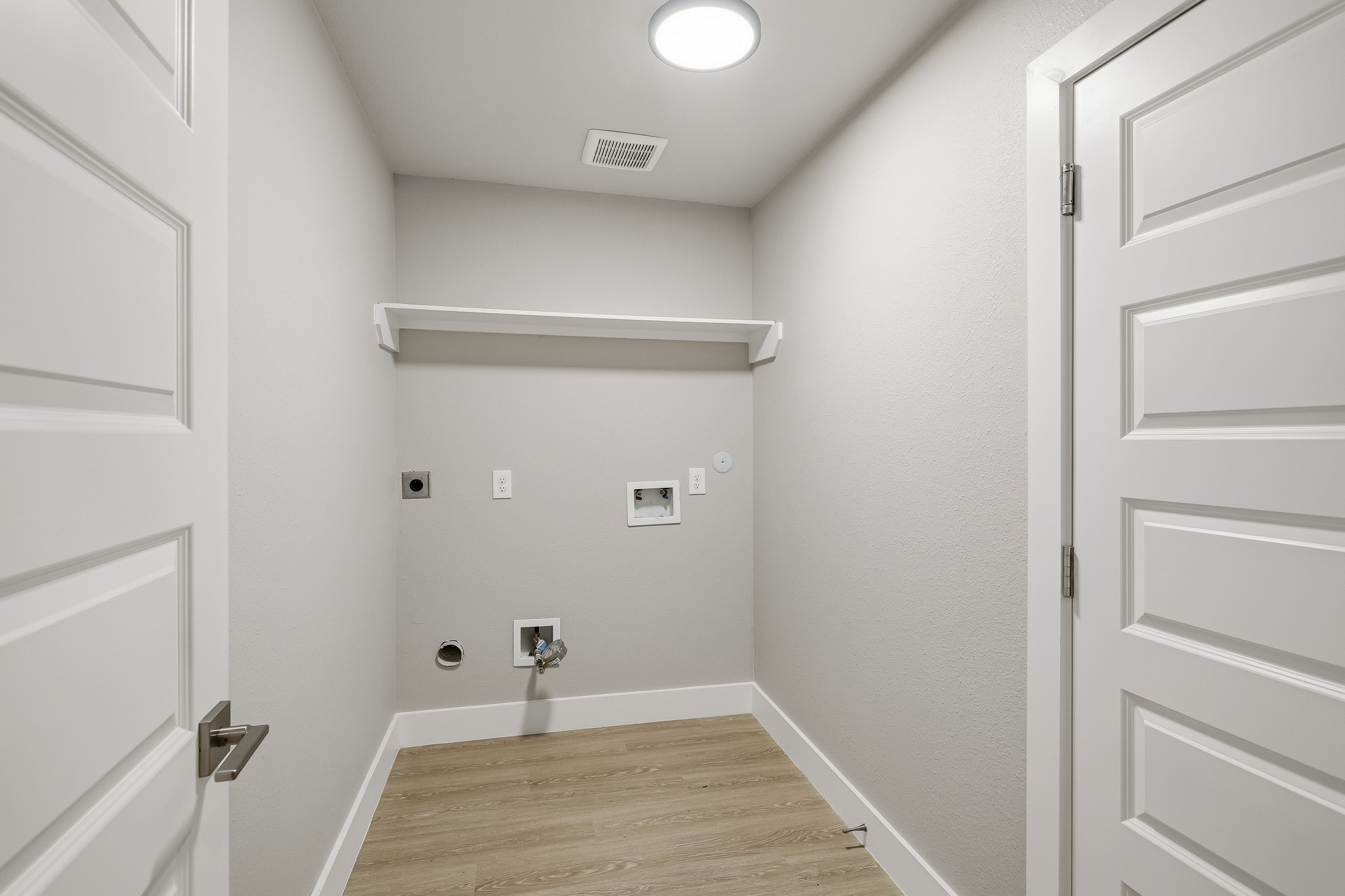 5307 Danfield Drive Property Photo 2