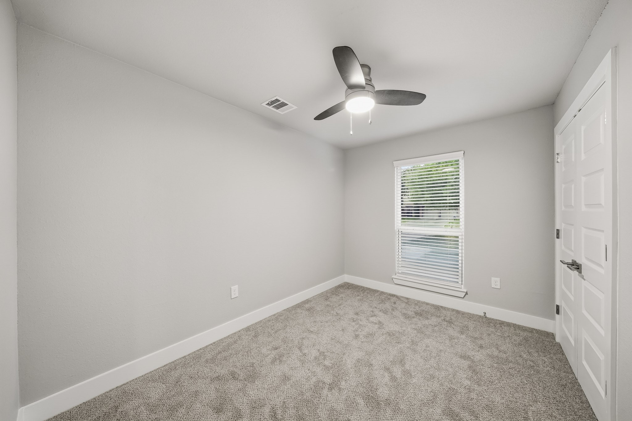 5307 Danfield Drive Property Photo 3