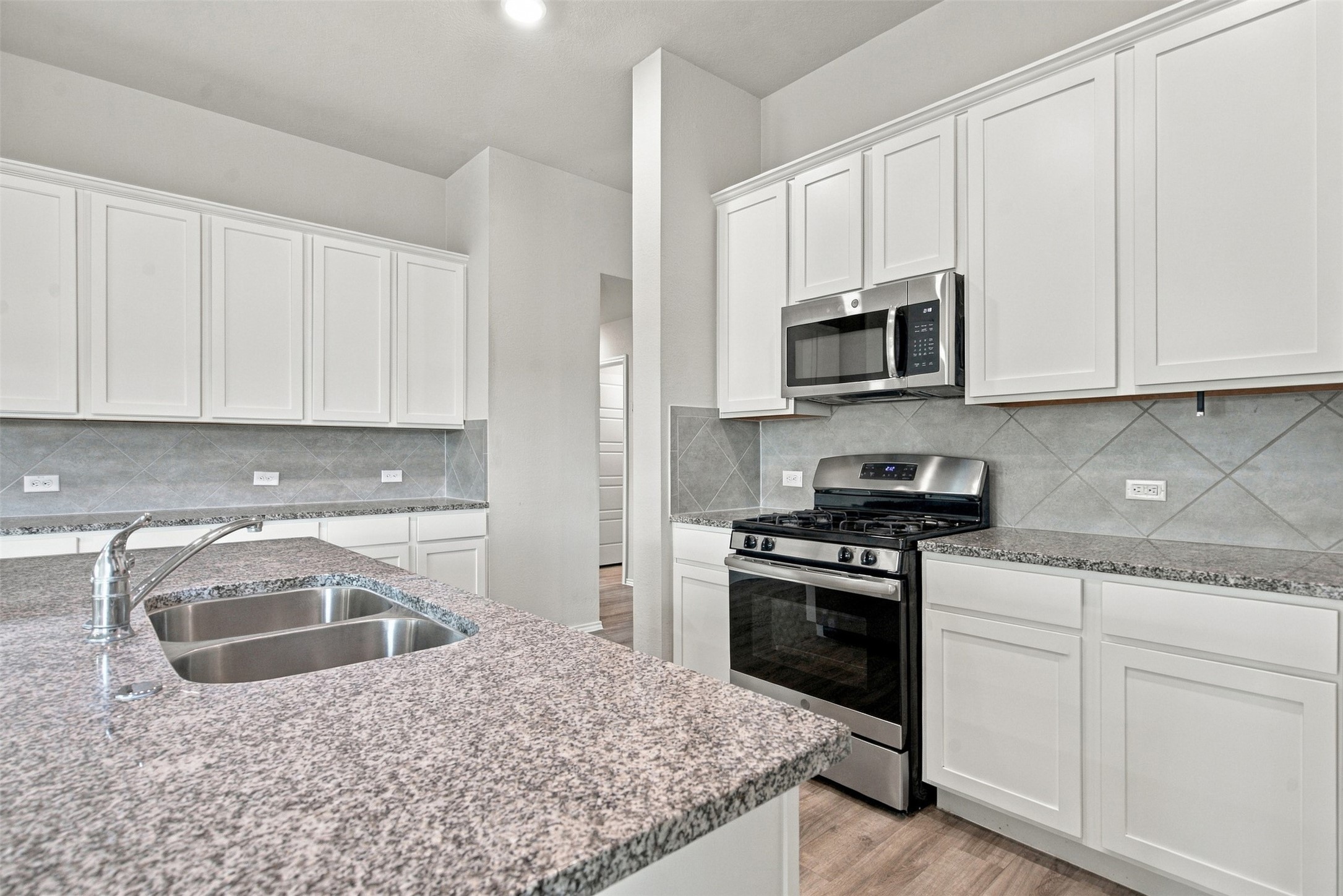 519 High Holly Circle Property Photo 3