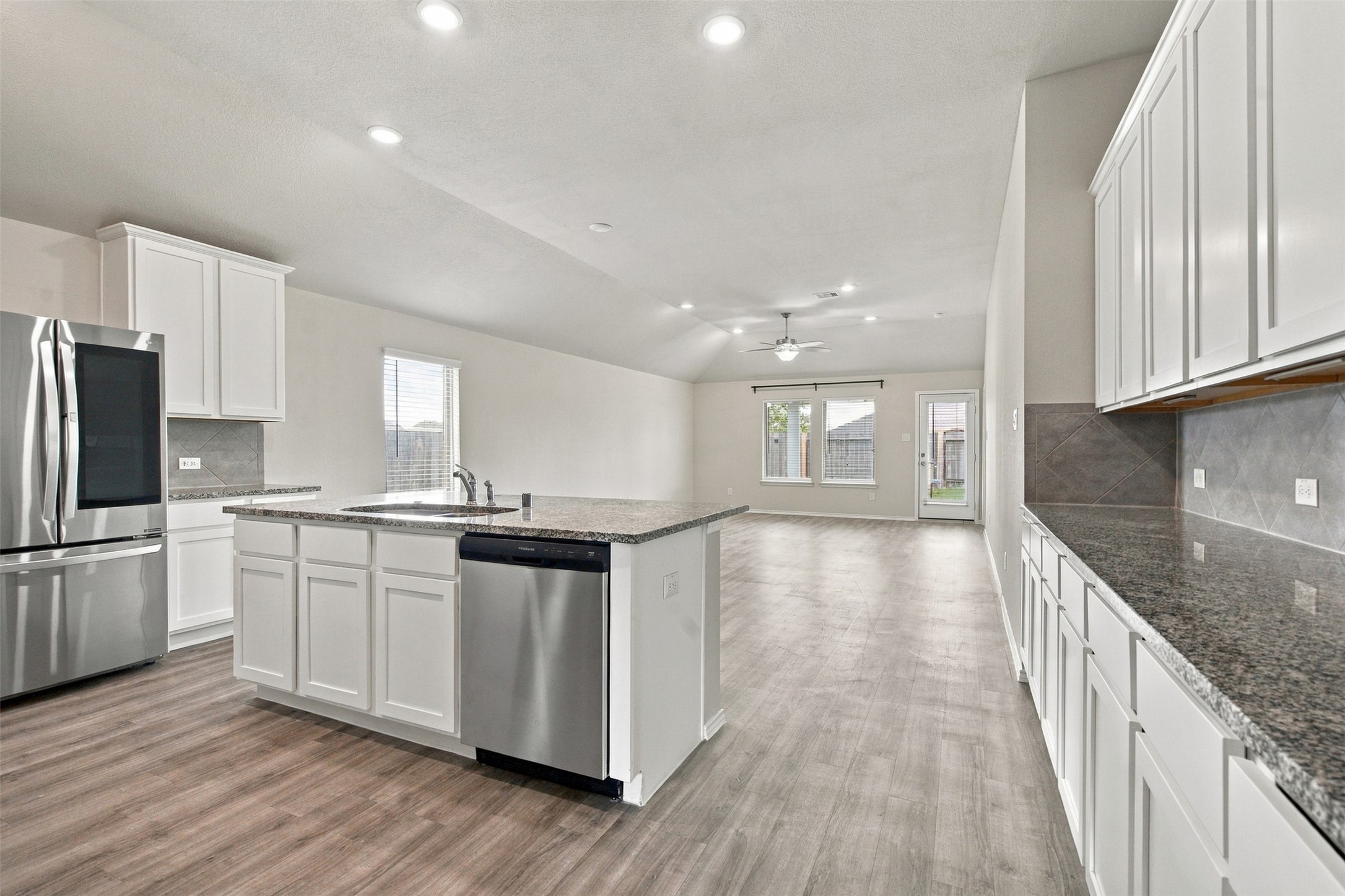 519 High Holly Circle Property Photo 6