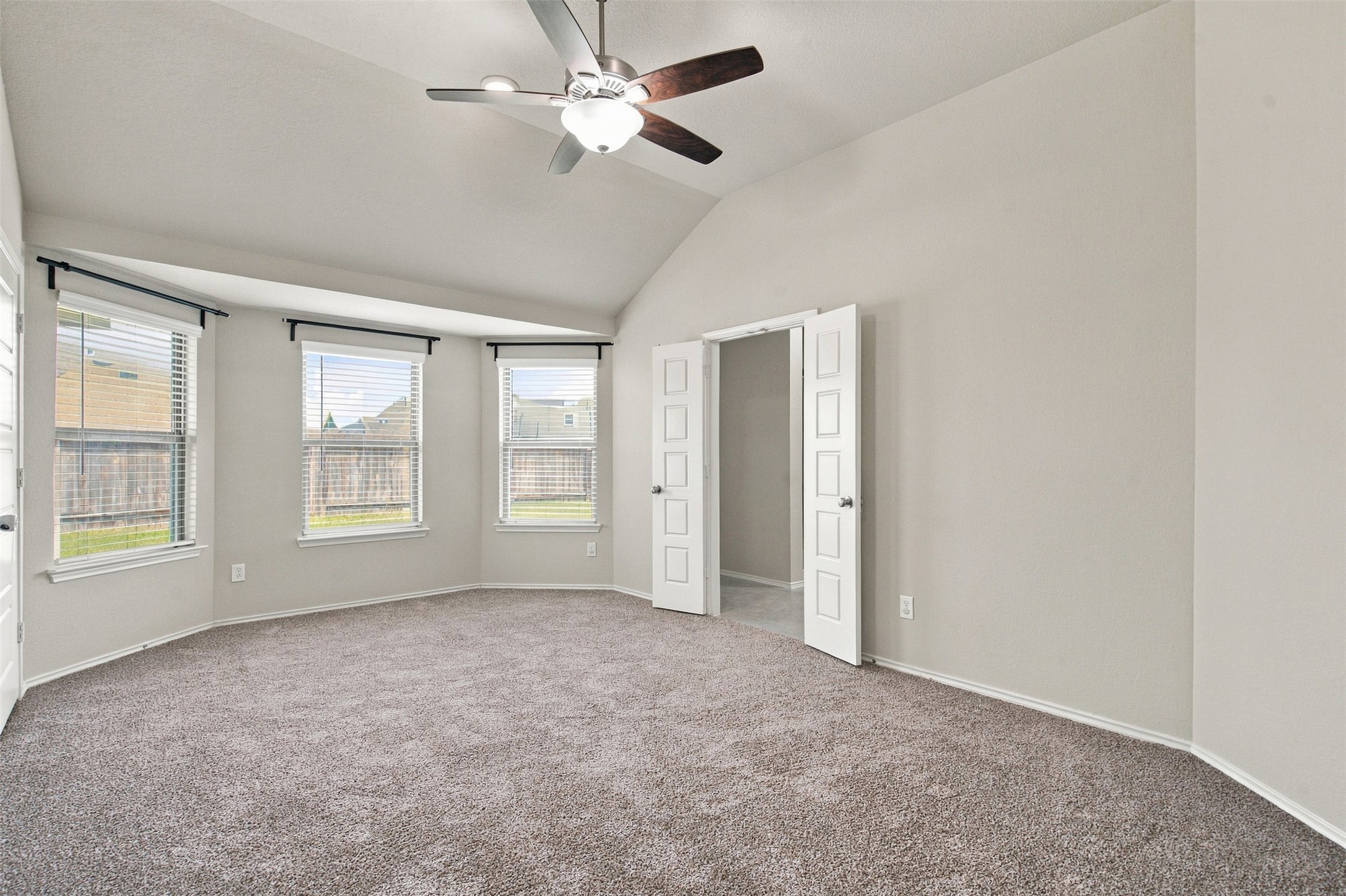 519 High Holly Circle Property Photo 10