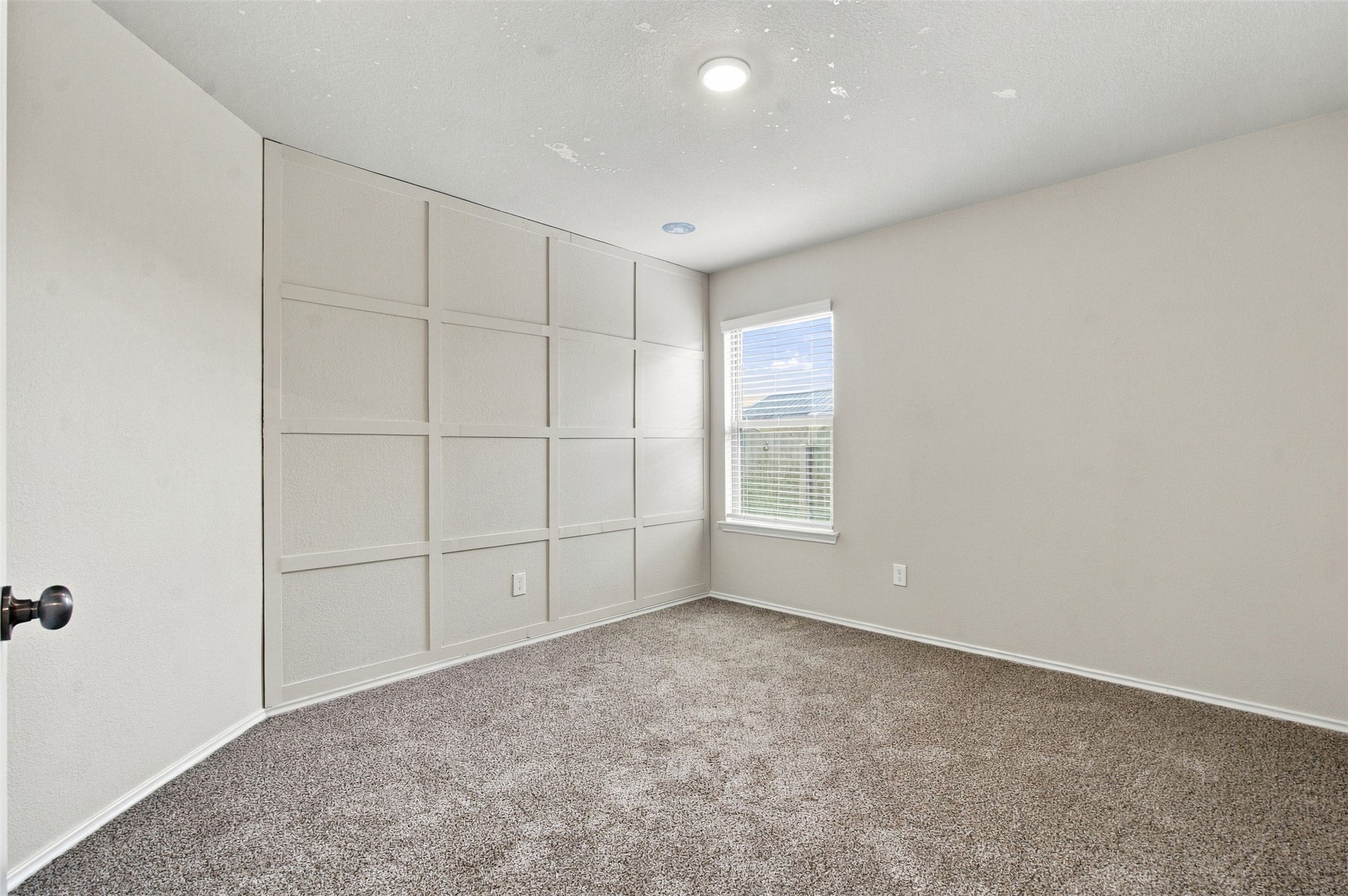 519 High Holly Circle Property Photo 15
