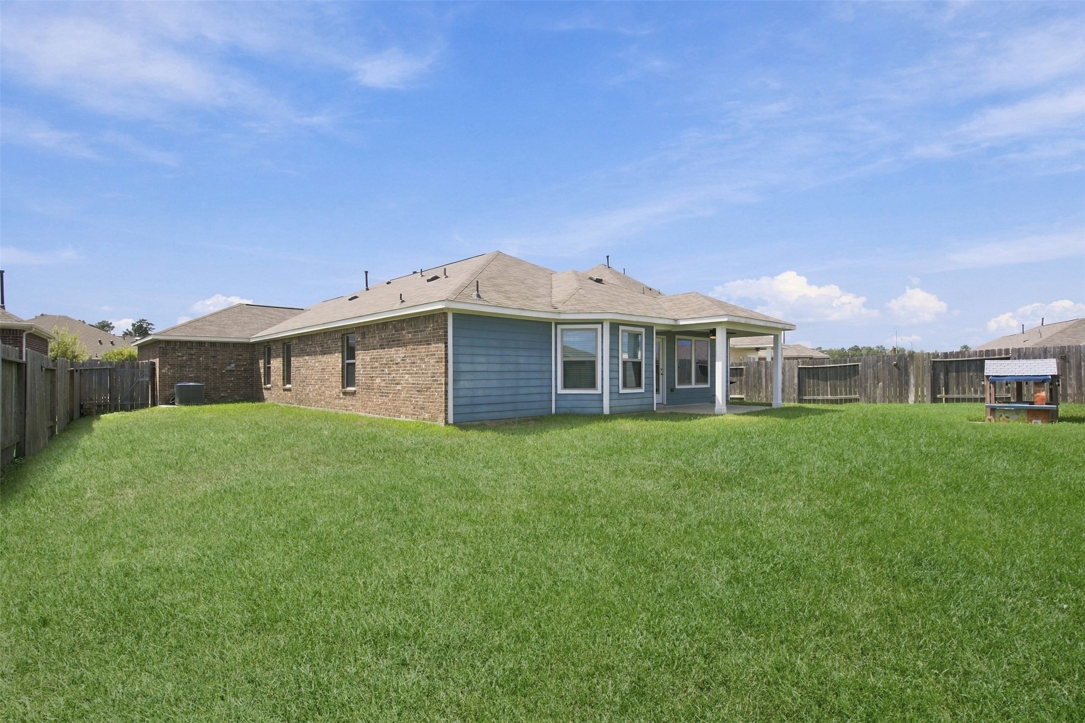 519 High Holly Circle Property Photo 22