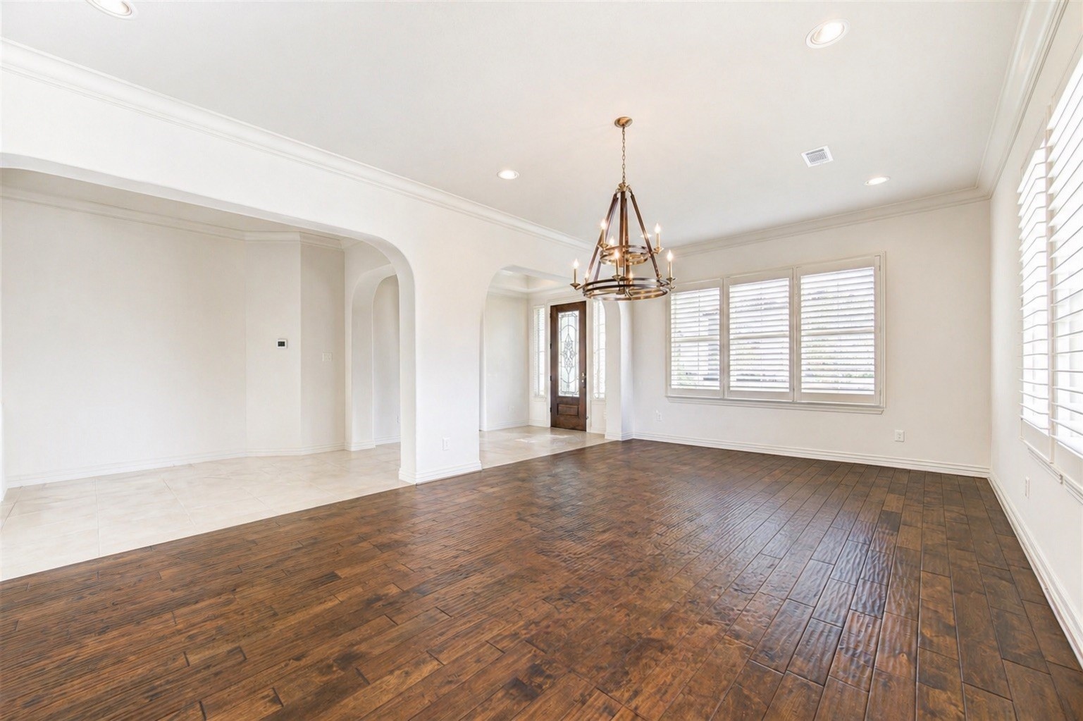 2422 Camden Creek Lane Property Photo 3