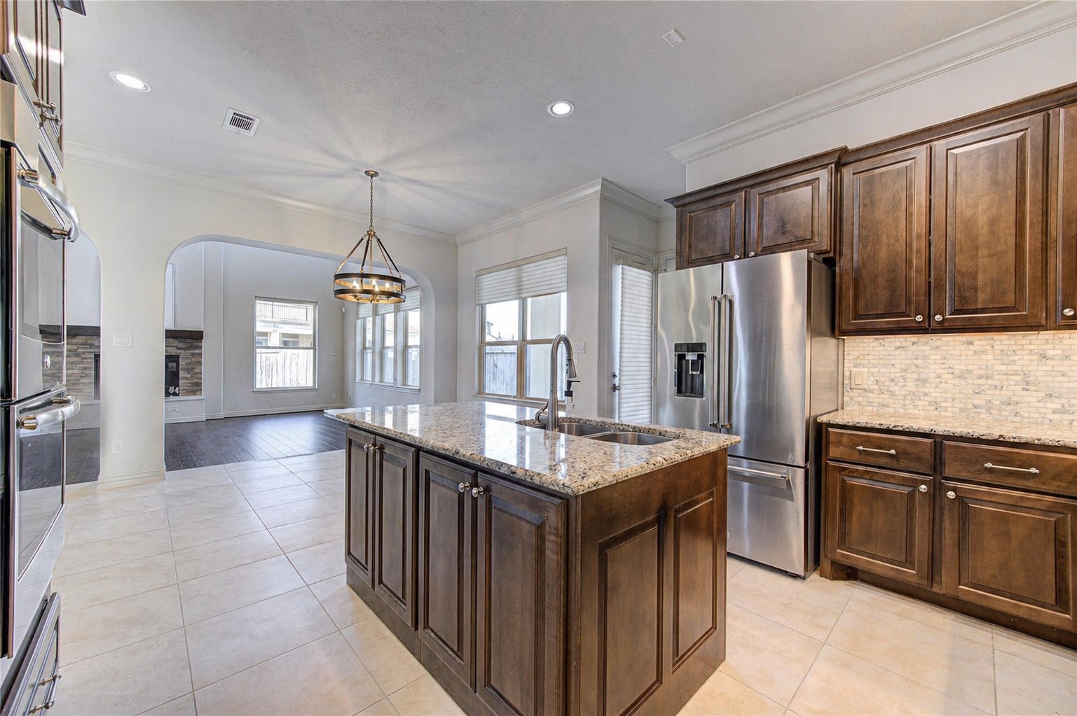 2422 Camden Creek Lane Property Photo 6