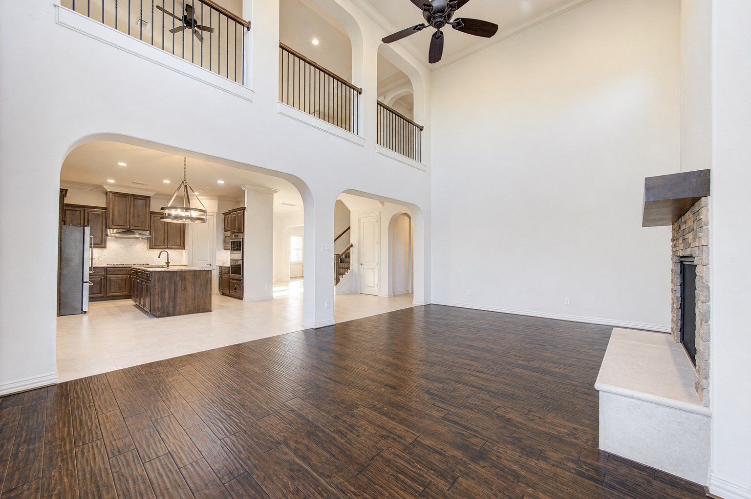 2422 Camden Creek Lane Property Photo 8