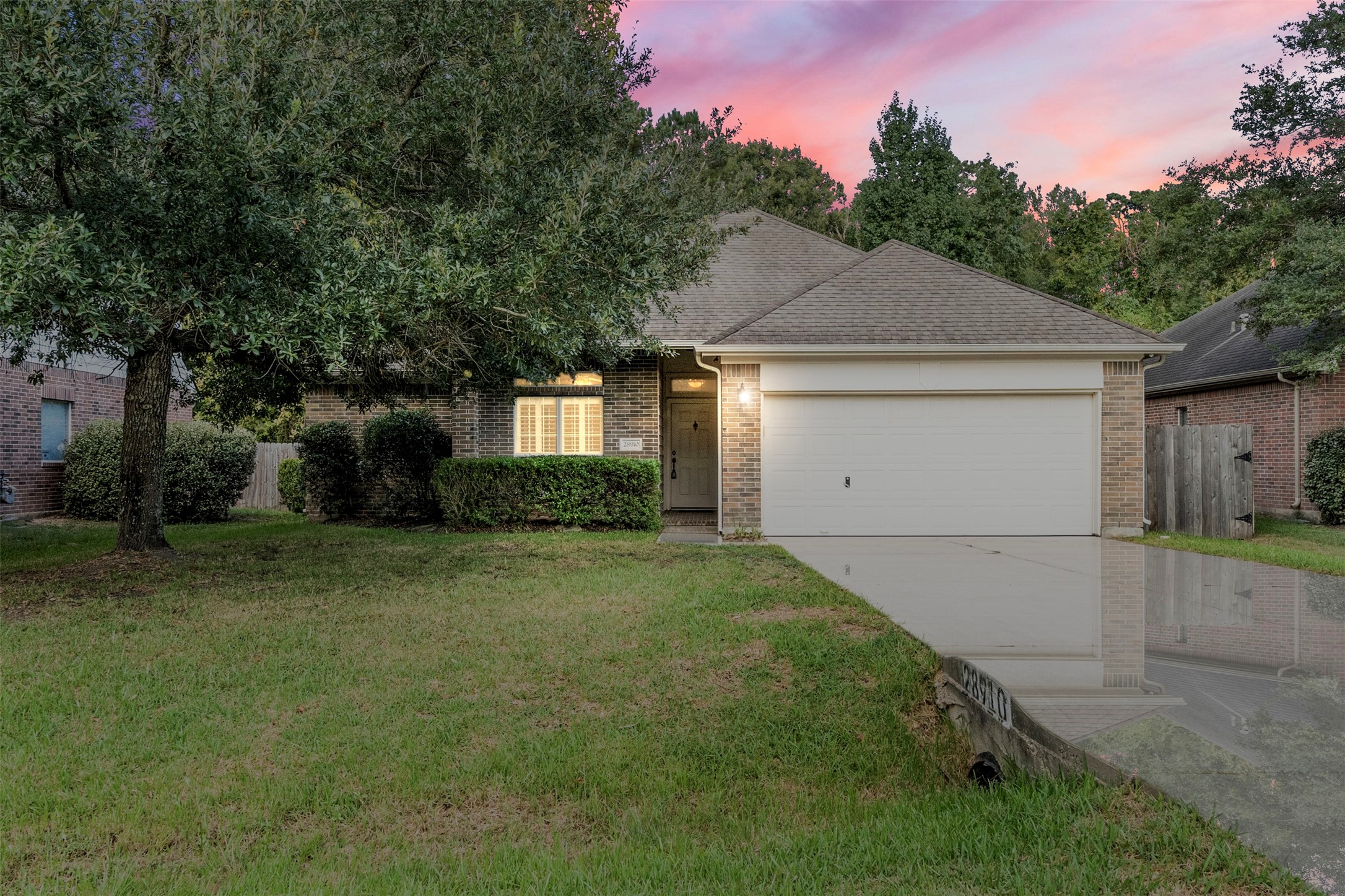 28910 Hidden Lake Court Property Photo 1