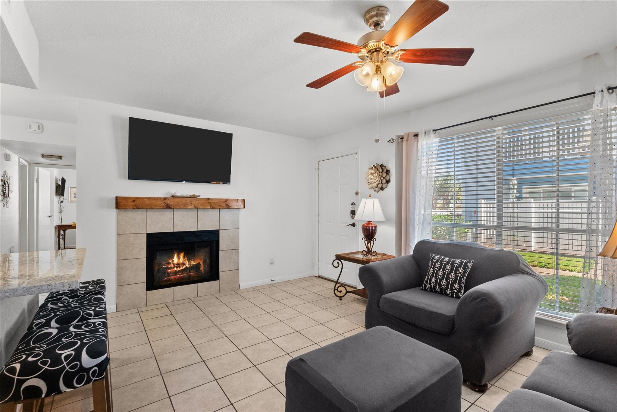 3506 Cove View Boulevard 1615 Property Photo 6