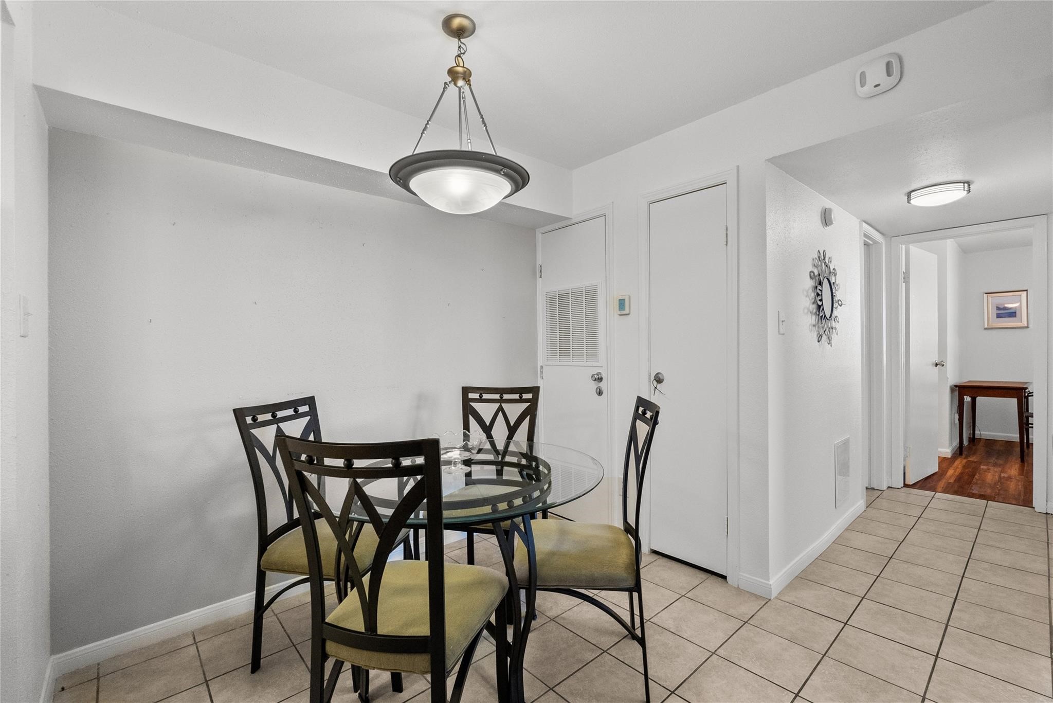 3506 Cove View Boulevard 1615 Property Photo 9