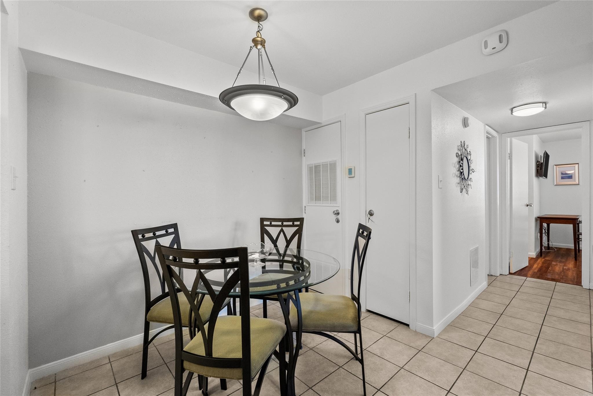 3506 Cove View Boulevard 1615 Property Photo 10