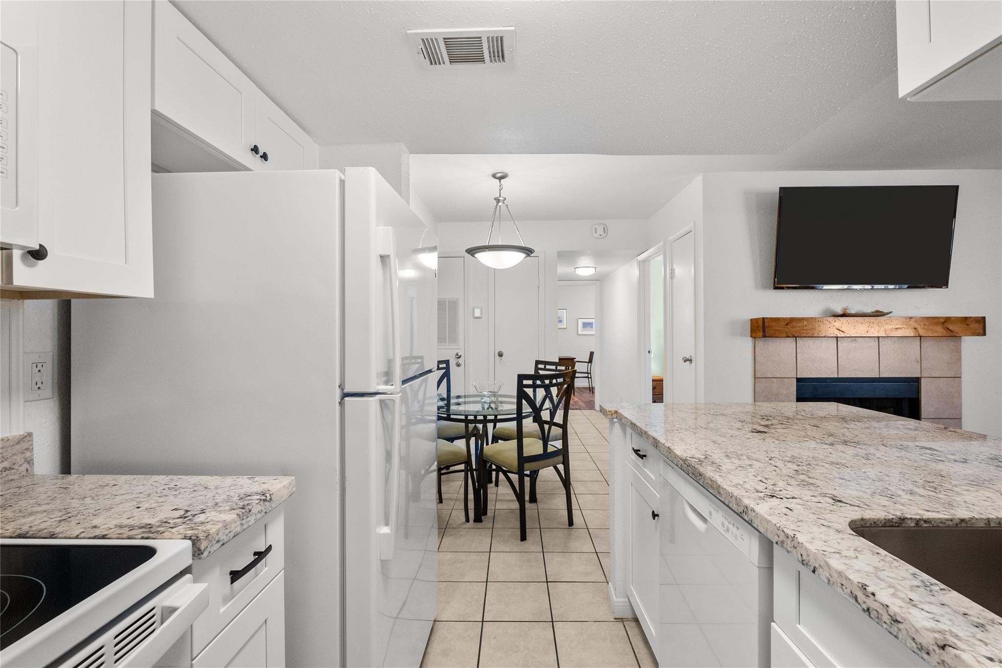 3506 Cove View Boulevard 1615 Property Photo 17