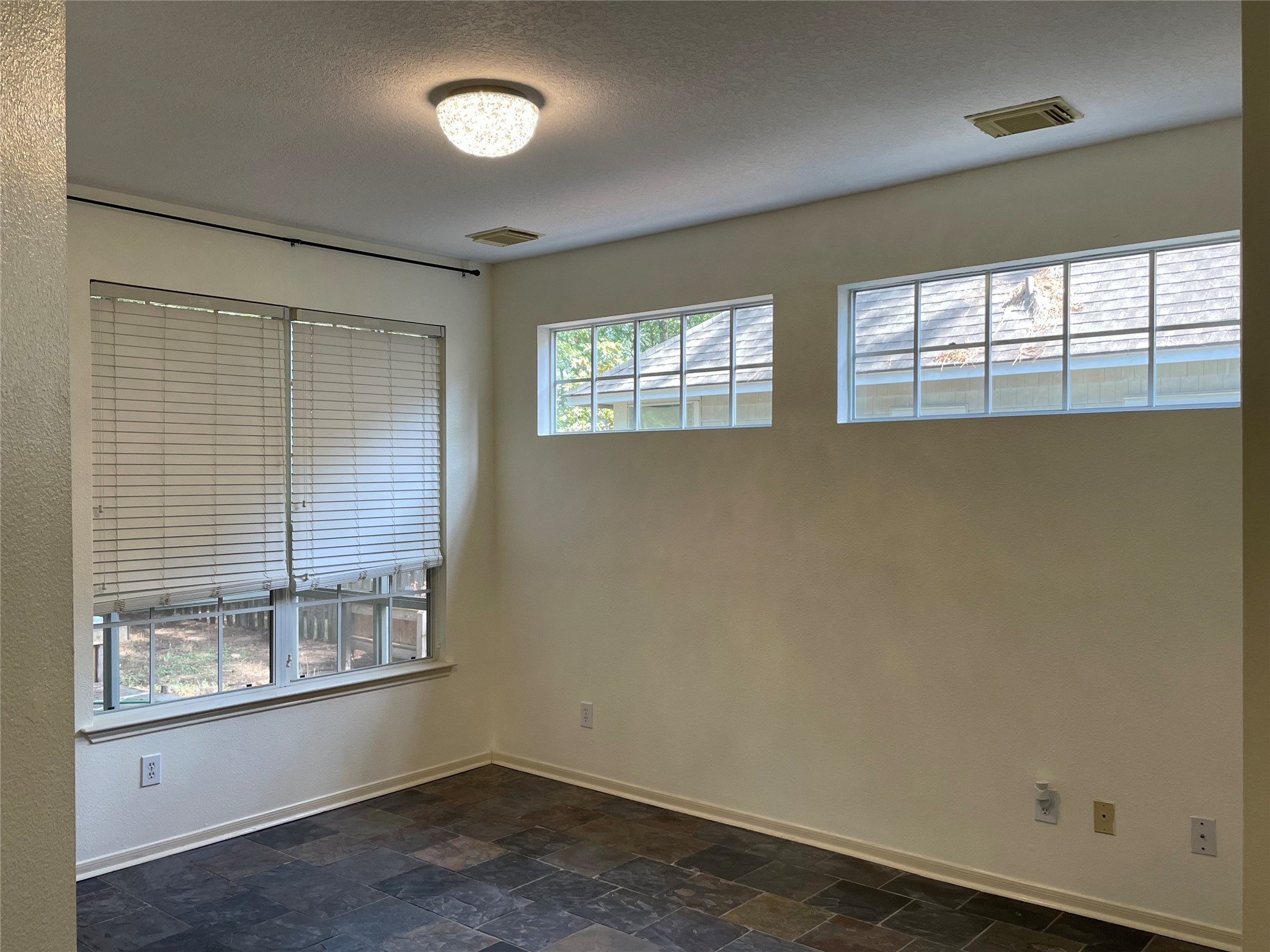 67 Winter Wheat Place Property Photo 12