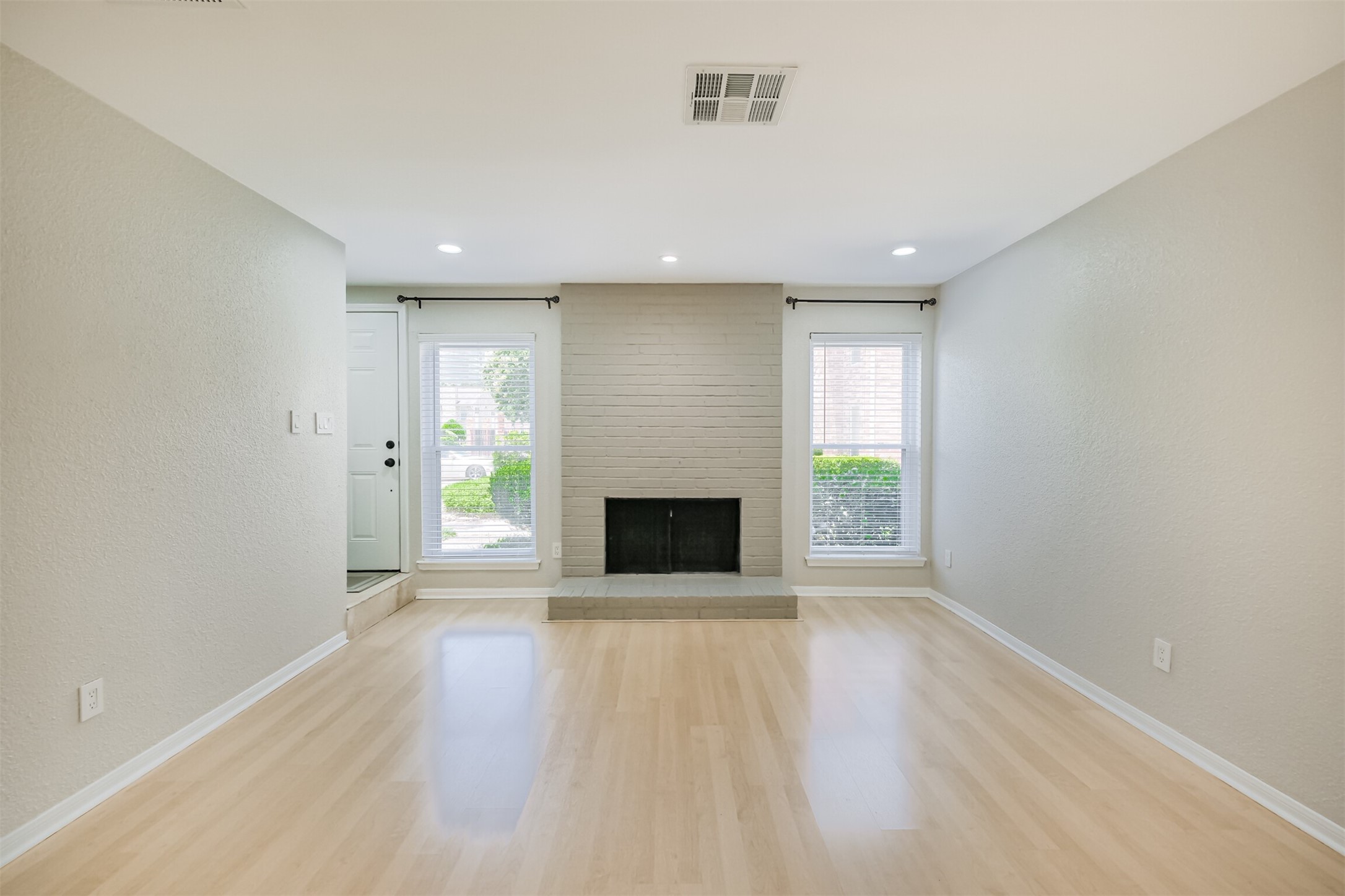 2507 Bering Drive 9 Property Photo 3