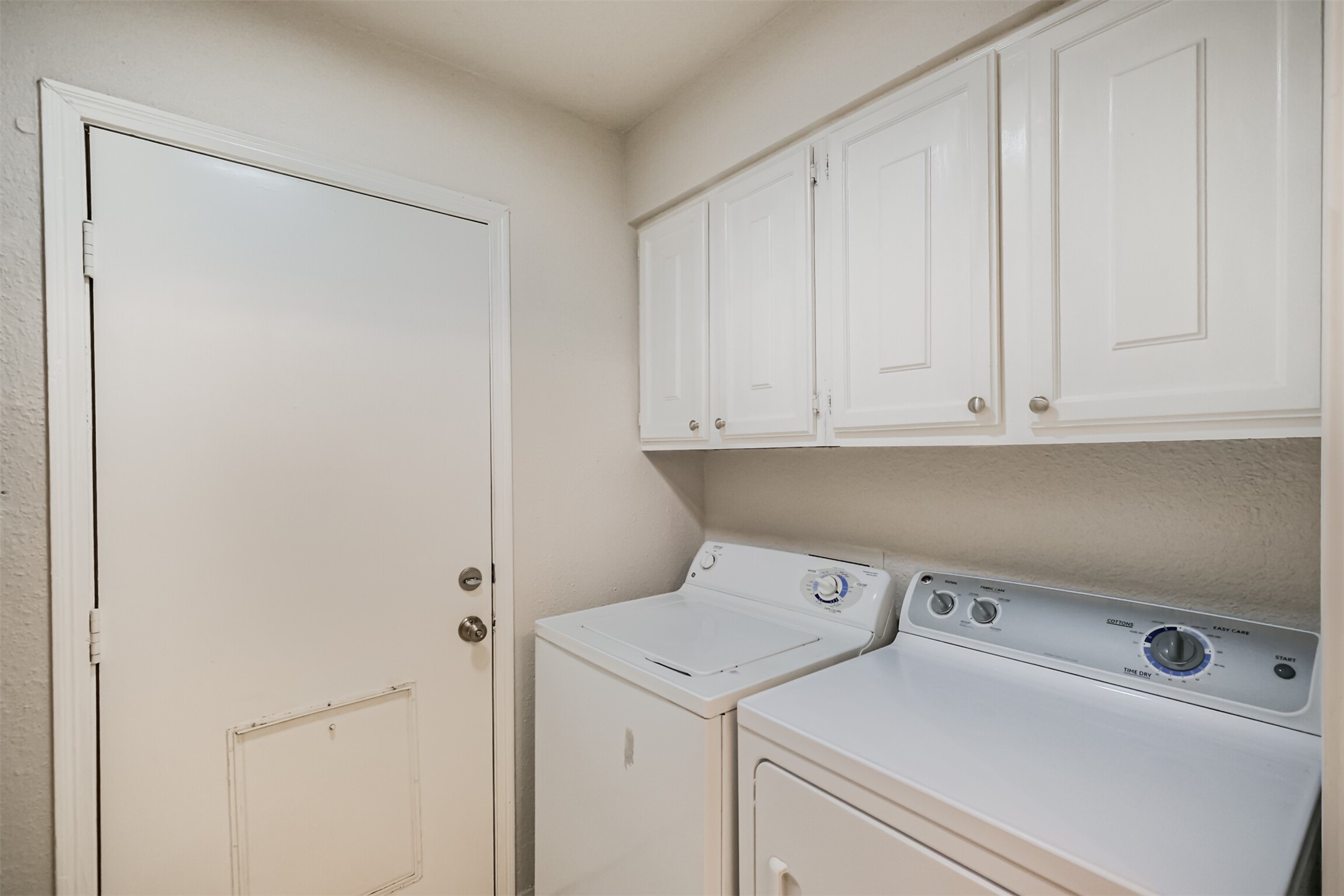 2507 Bering Drive 9 Property Photo 18